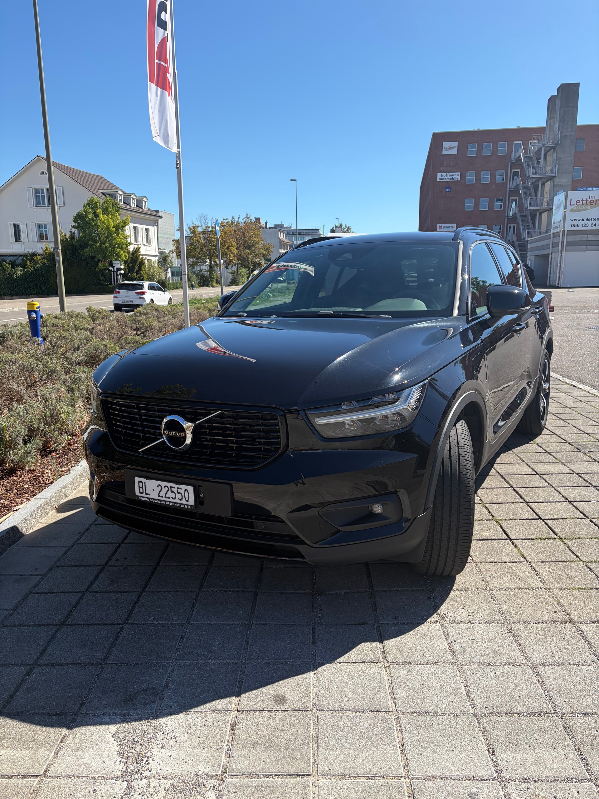 VOLVO 1.5 T5 TE R-Design-image-0