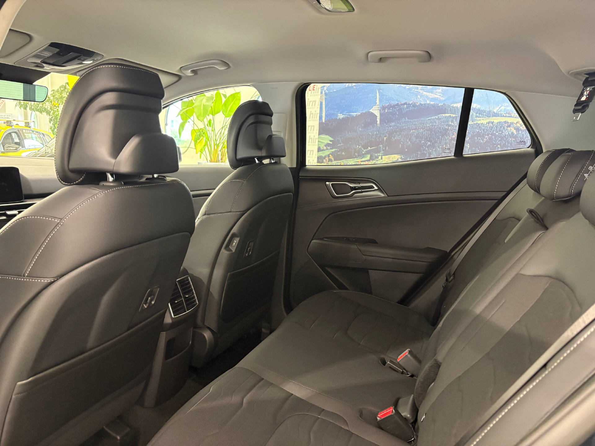 KIA Sportage 1.6 T-GDi Power Edition-image-11