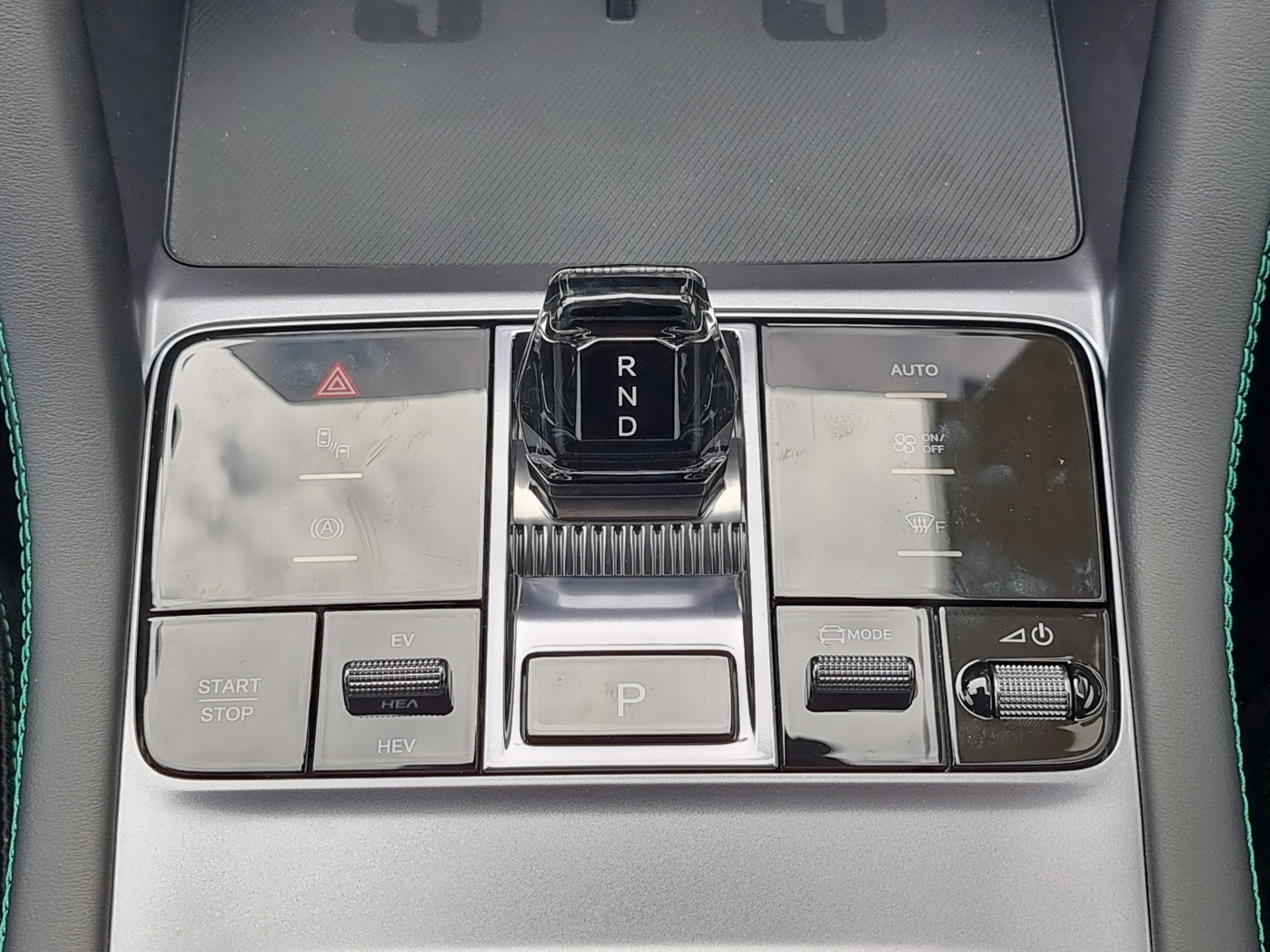 BYD Seal U DM-i Design AWD-image-12