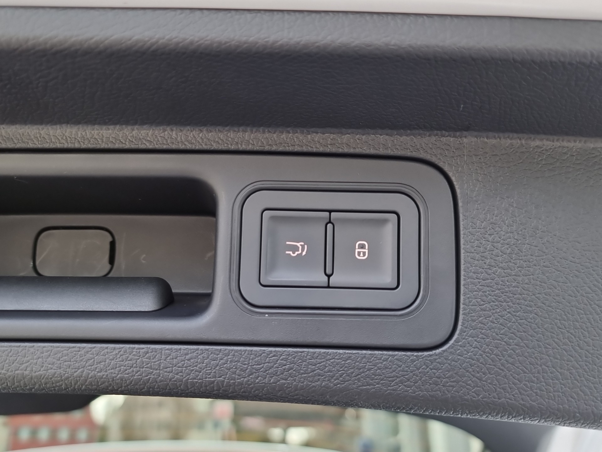 BYD Seal U DM-i Design AWD-image-16