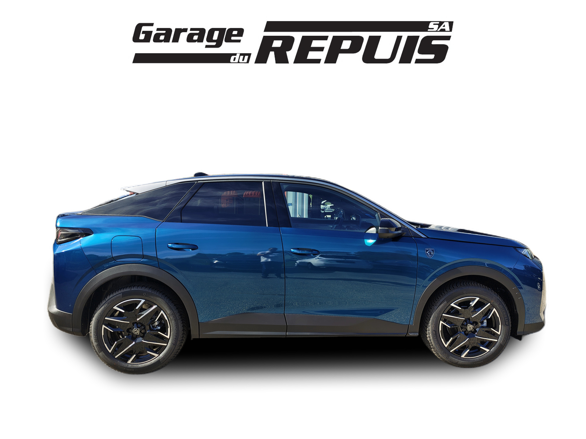 PEUGEOT 3008 1.2 Hybrid GT Exclusive-image-8