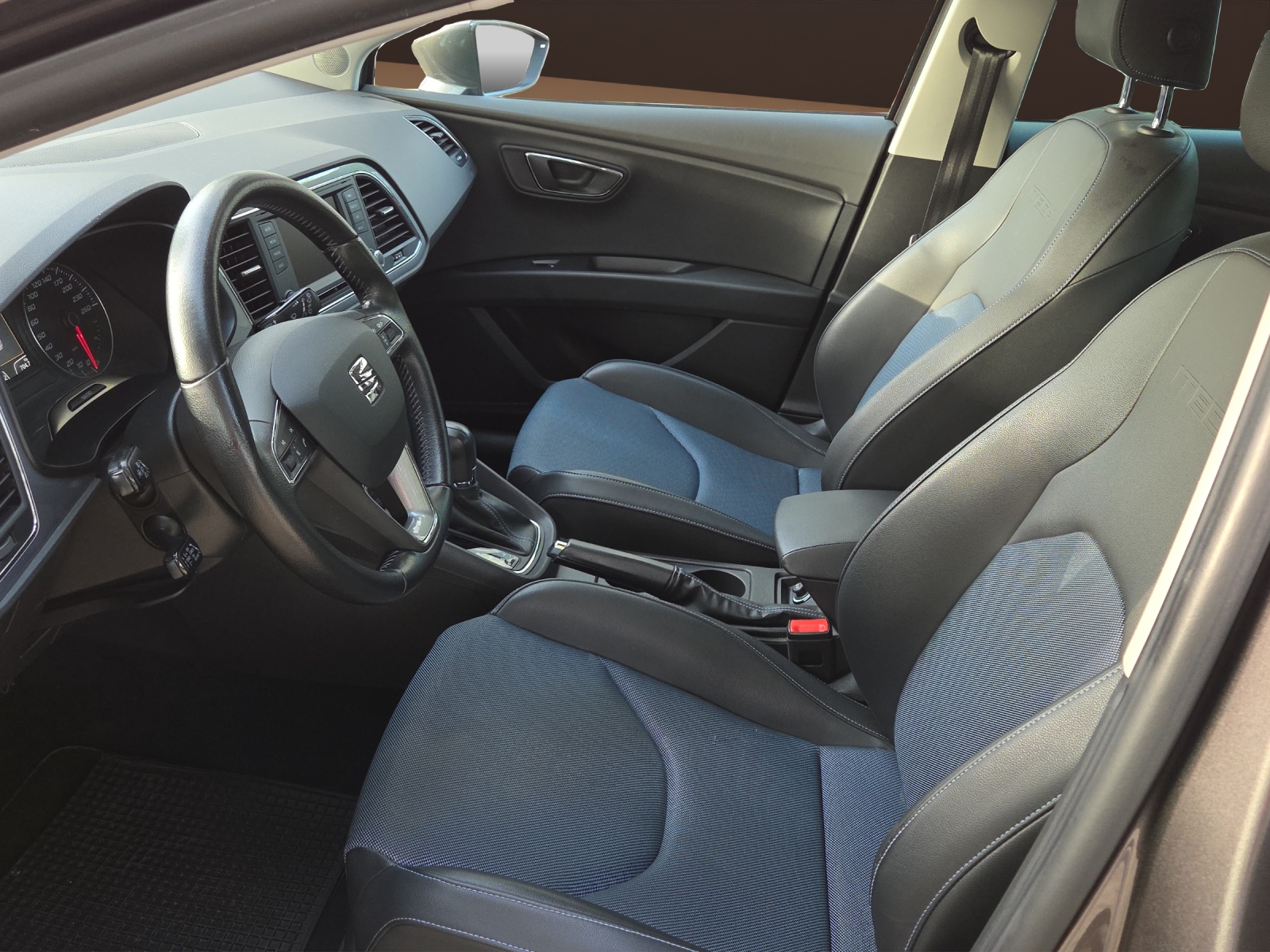 SEAT Leon 1.2 TSI Style DSG-image-10