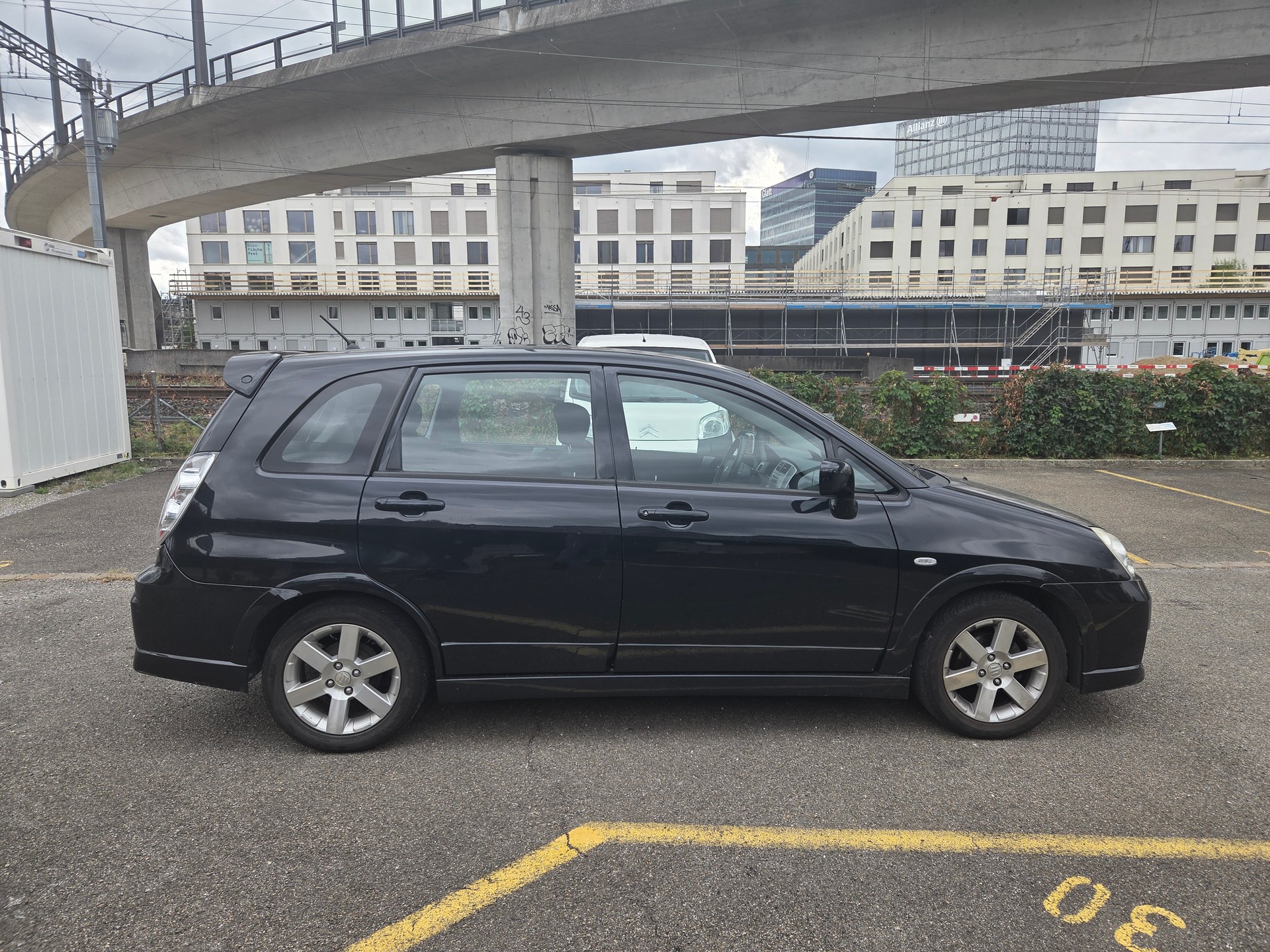 SUZUKI Liana 1.6 16V Sport Limited Edition 4WD Automatic-image-5
