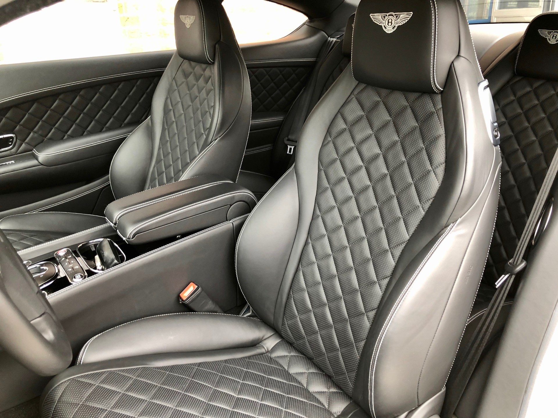 BENTLEY 6.0 V12 Speed-image-3
