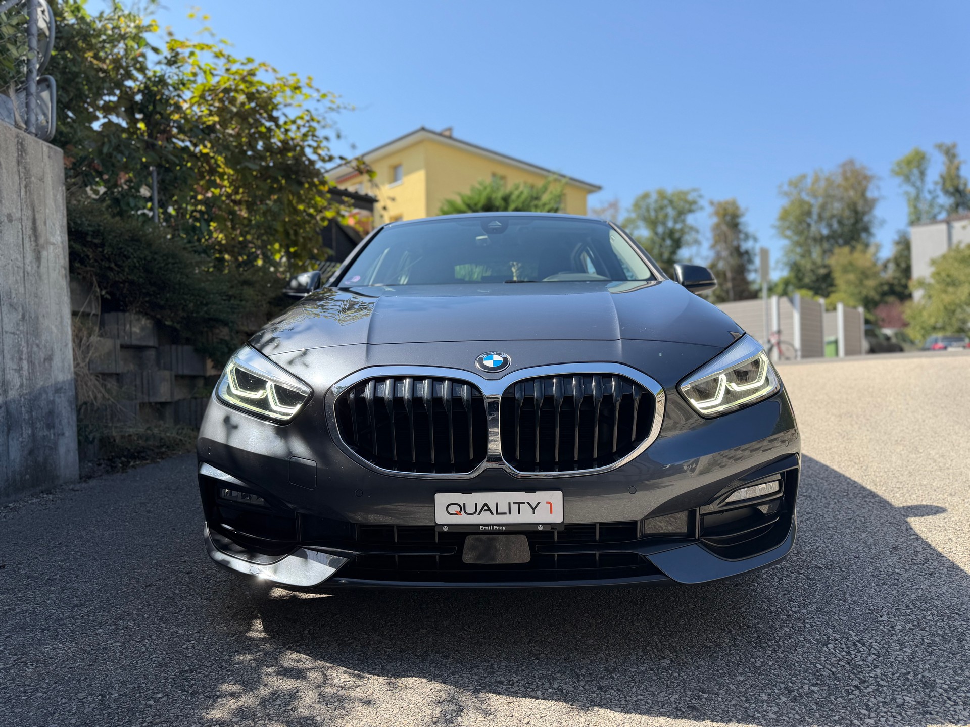 BMW 118i Sport Line Steptronic-image-1