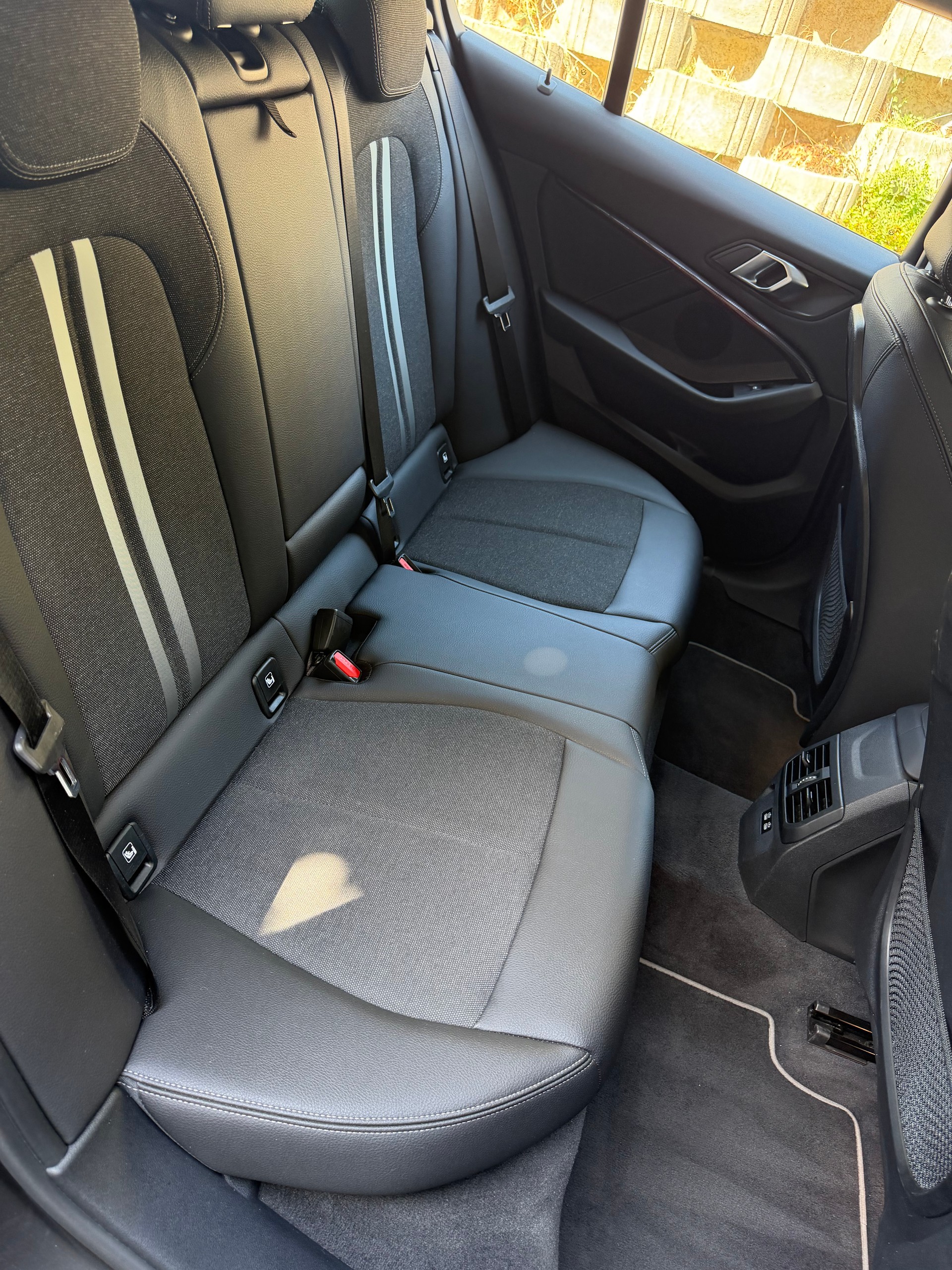 BMW 118i Sport Line Steptronic-image-9
