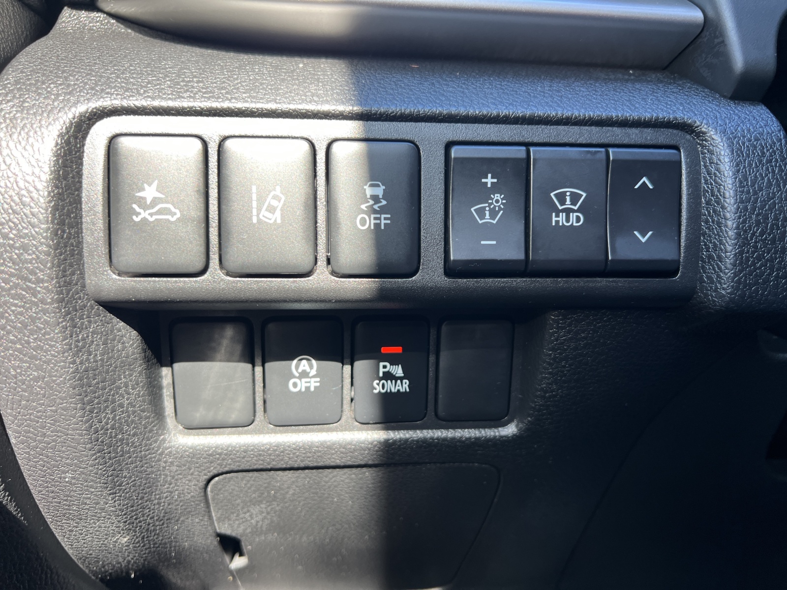 MITSUBISHI Eclipse Cross 1.5 T-Mivec Diamond 4WD CVT-image-13