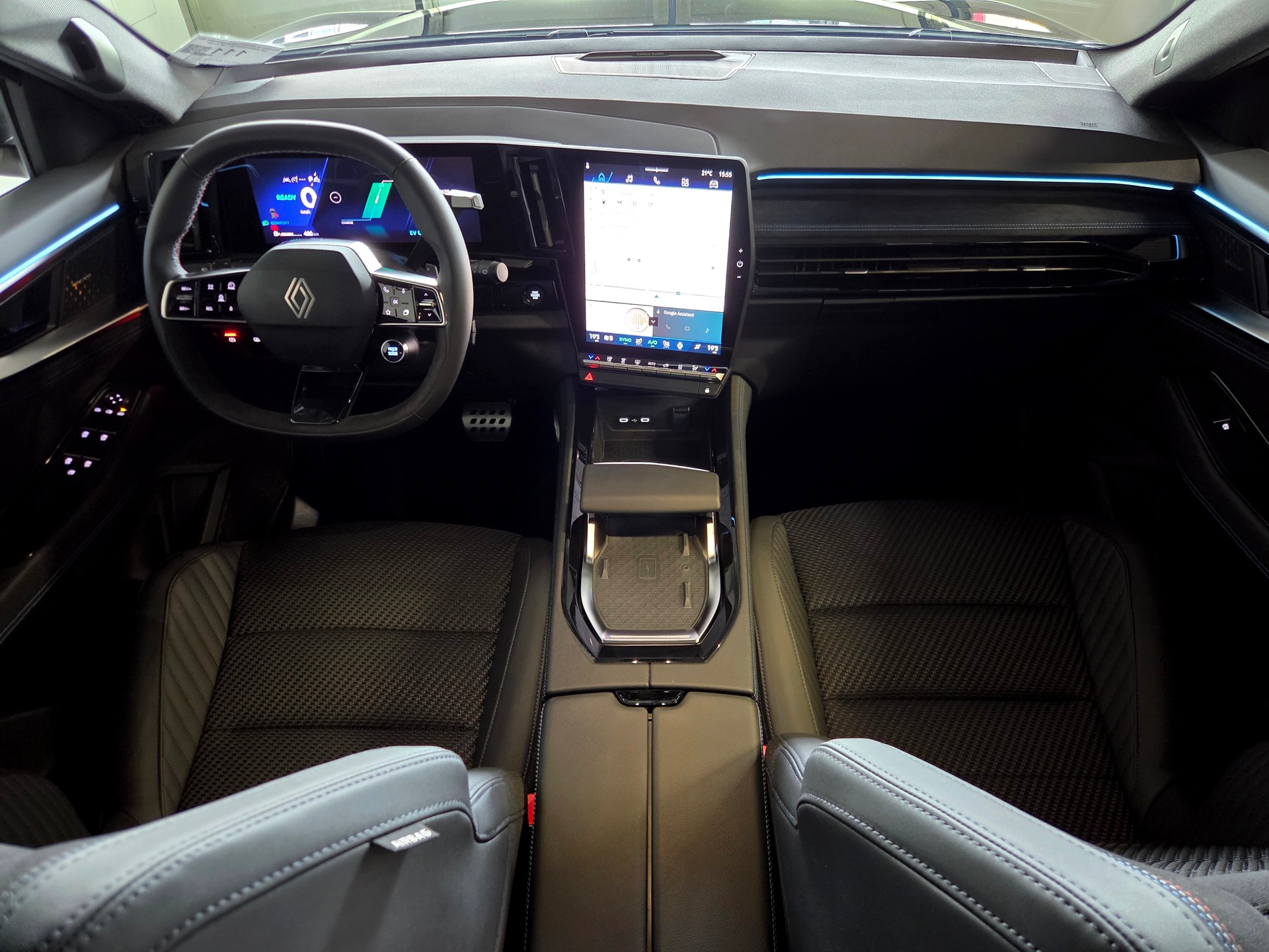 RENAULT Austral 1.2 E-Tech esprit Alpine-image-13
