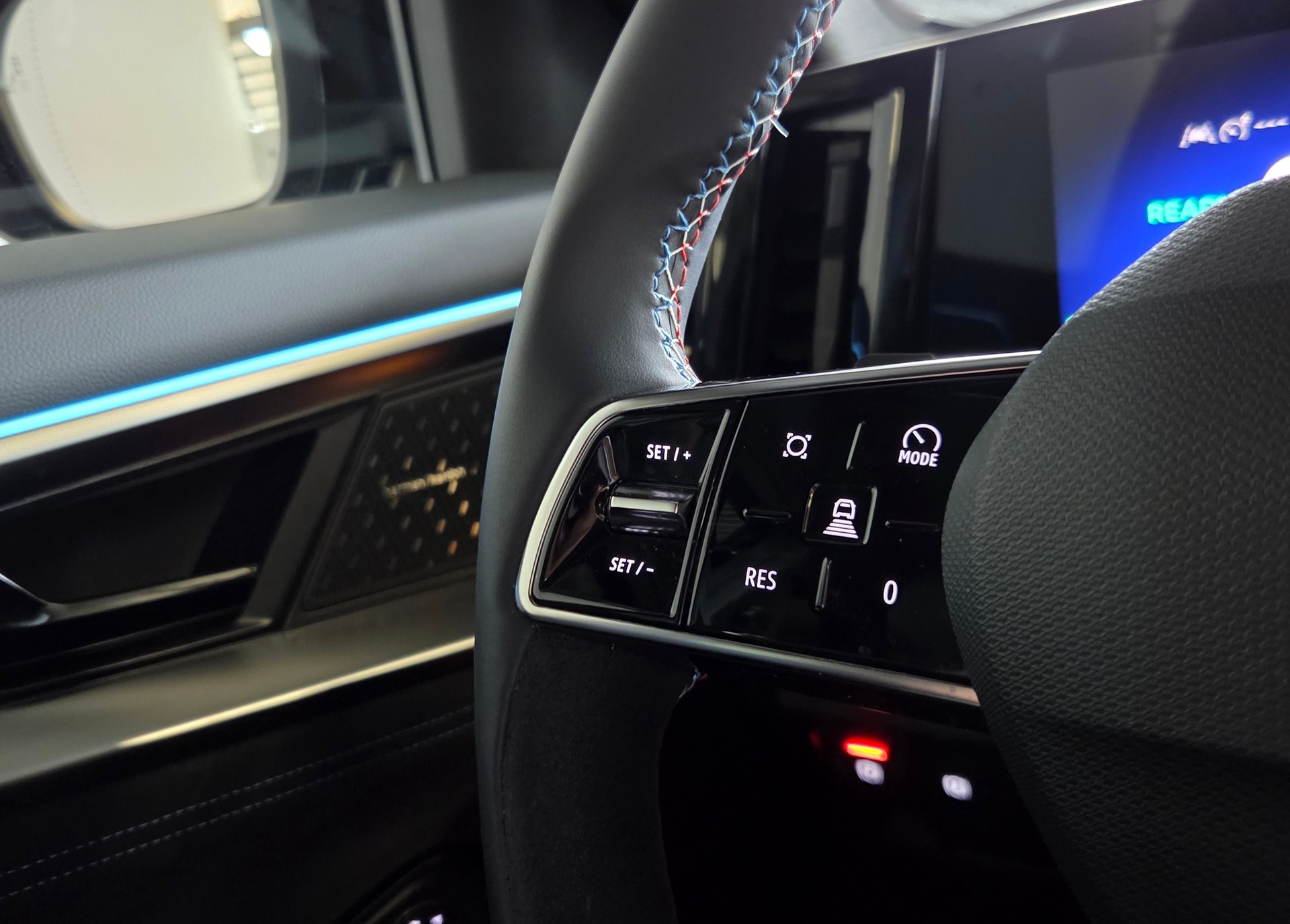 RENAULT Austral 1.2 E-Tech esprit Alpine-image-16