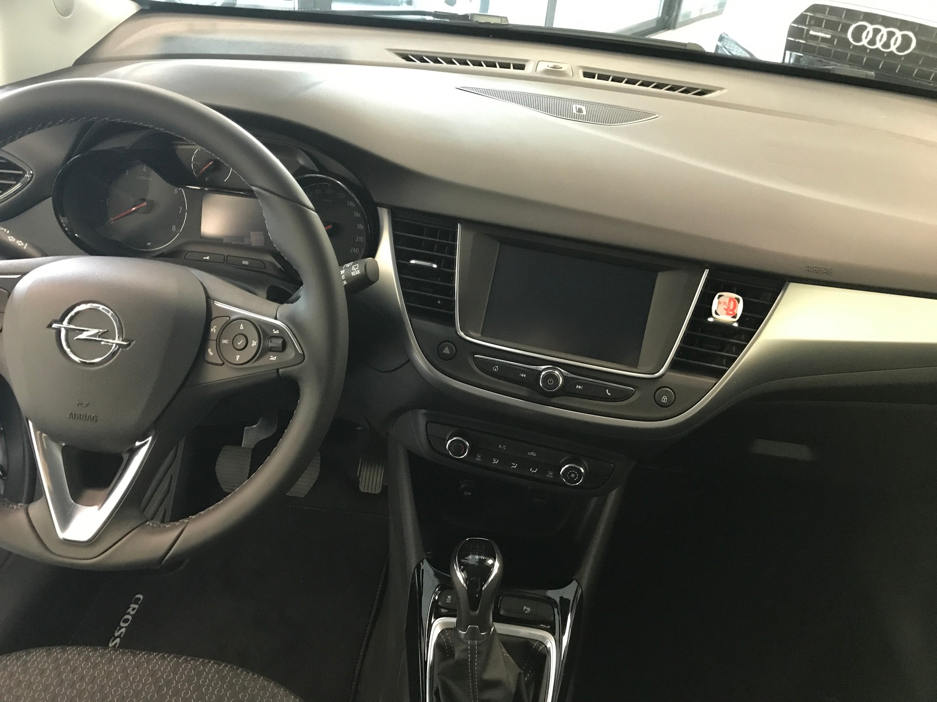 OPEL Crossland X 1.2i TP Enjoy-image-6