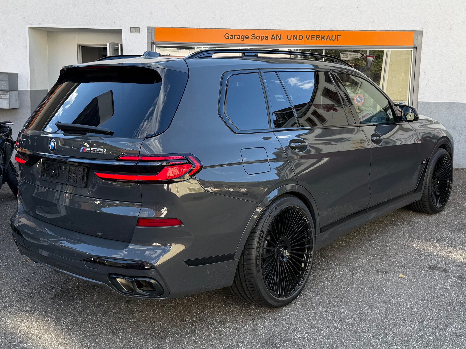 BMW X7 xDrive 48V M60i Steptronic M Sport Pro-image-2
