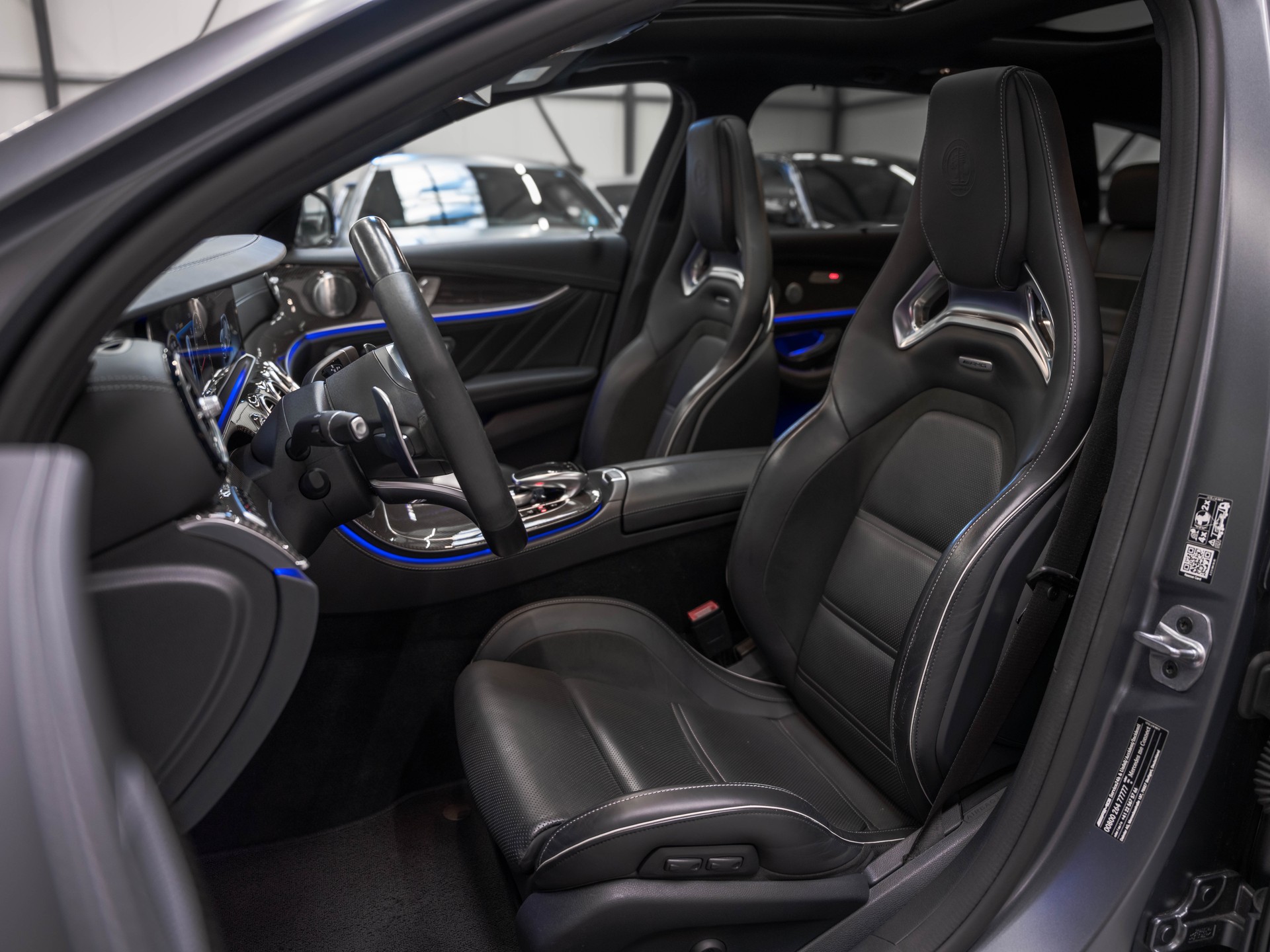 MERCEDES-BENZ E 63 AMG S 4 Matic 9G-Tronic-image-9