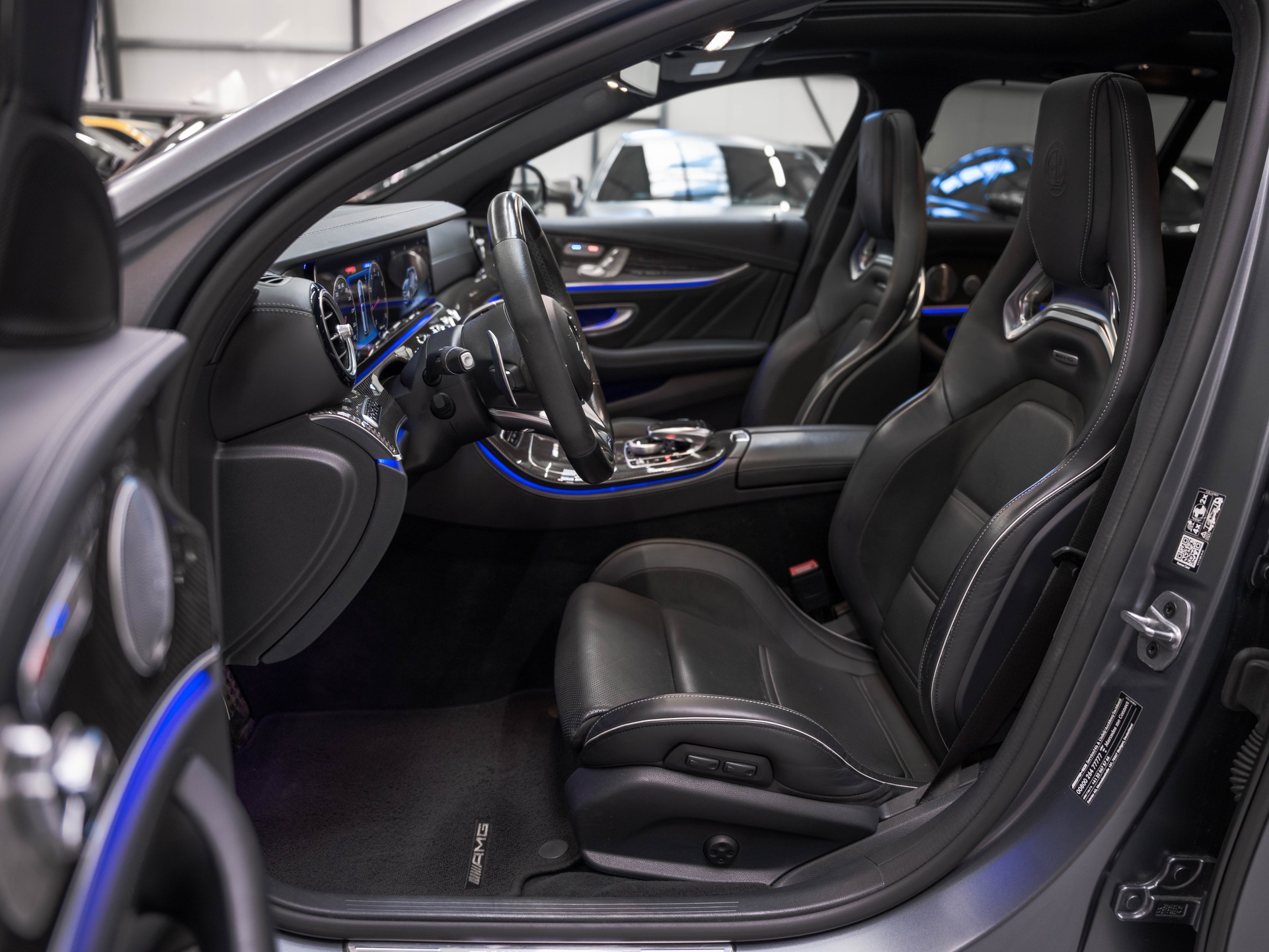 MERCEDES-BENZ E 63 AMG S 4 Matic 9G-Tronic-image-8