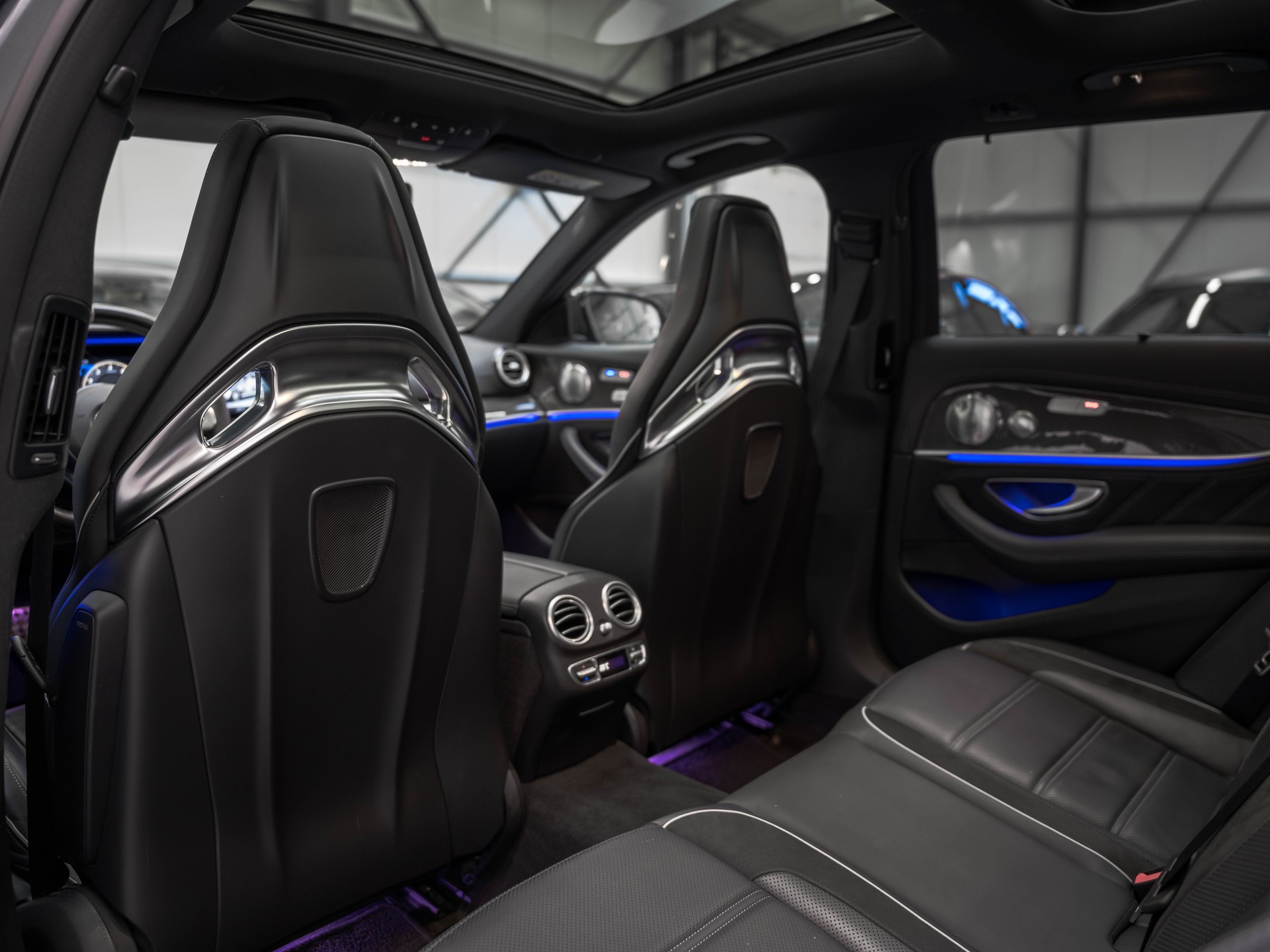 MERCEDES-BENZ E 63 AMG S 4 Matic 9G-Tronic-image-11