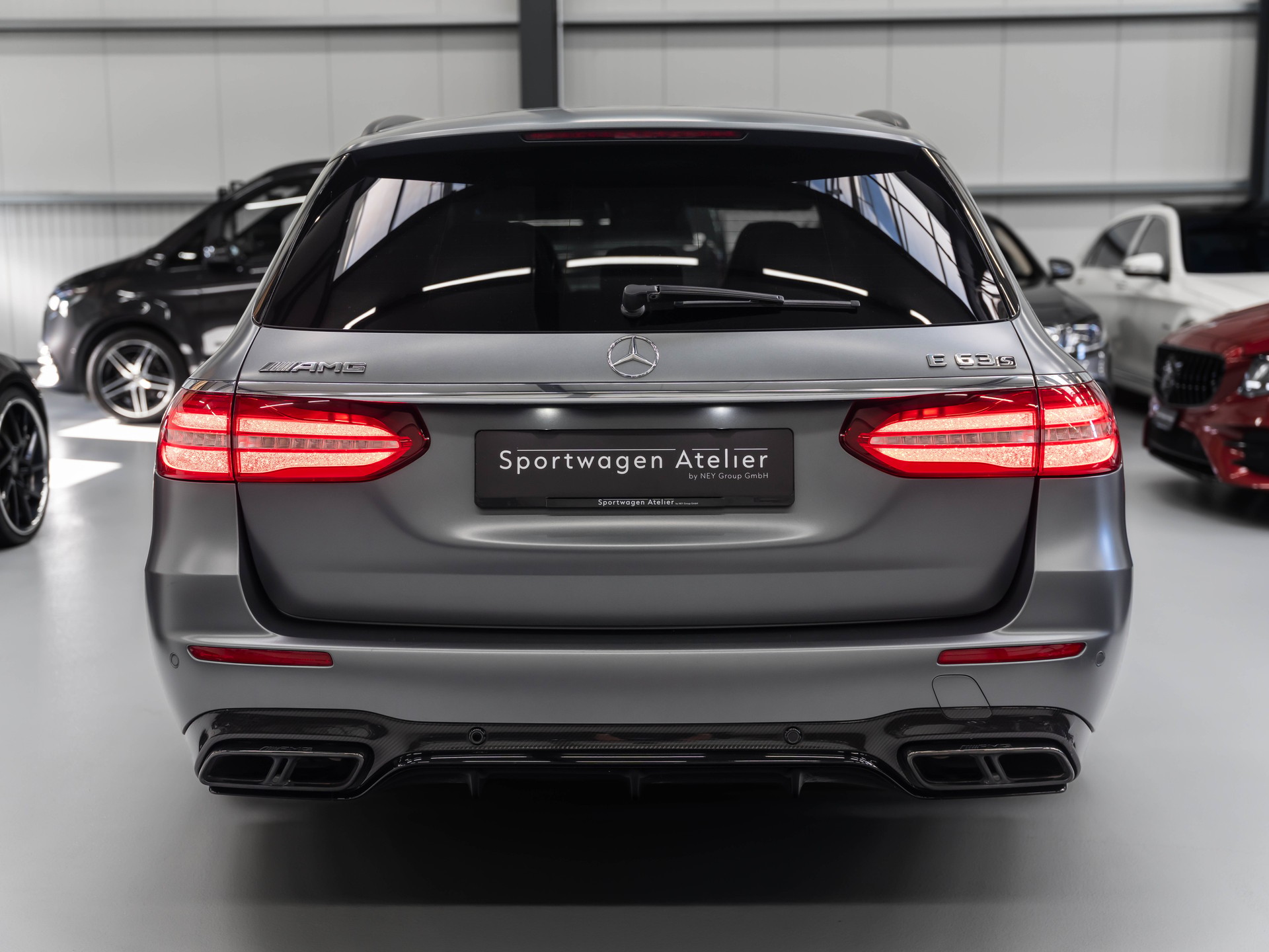MERCEDES-BENZ E 63 AMG S 4 Matic 9G-Tronic-image-2
