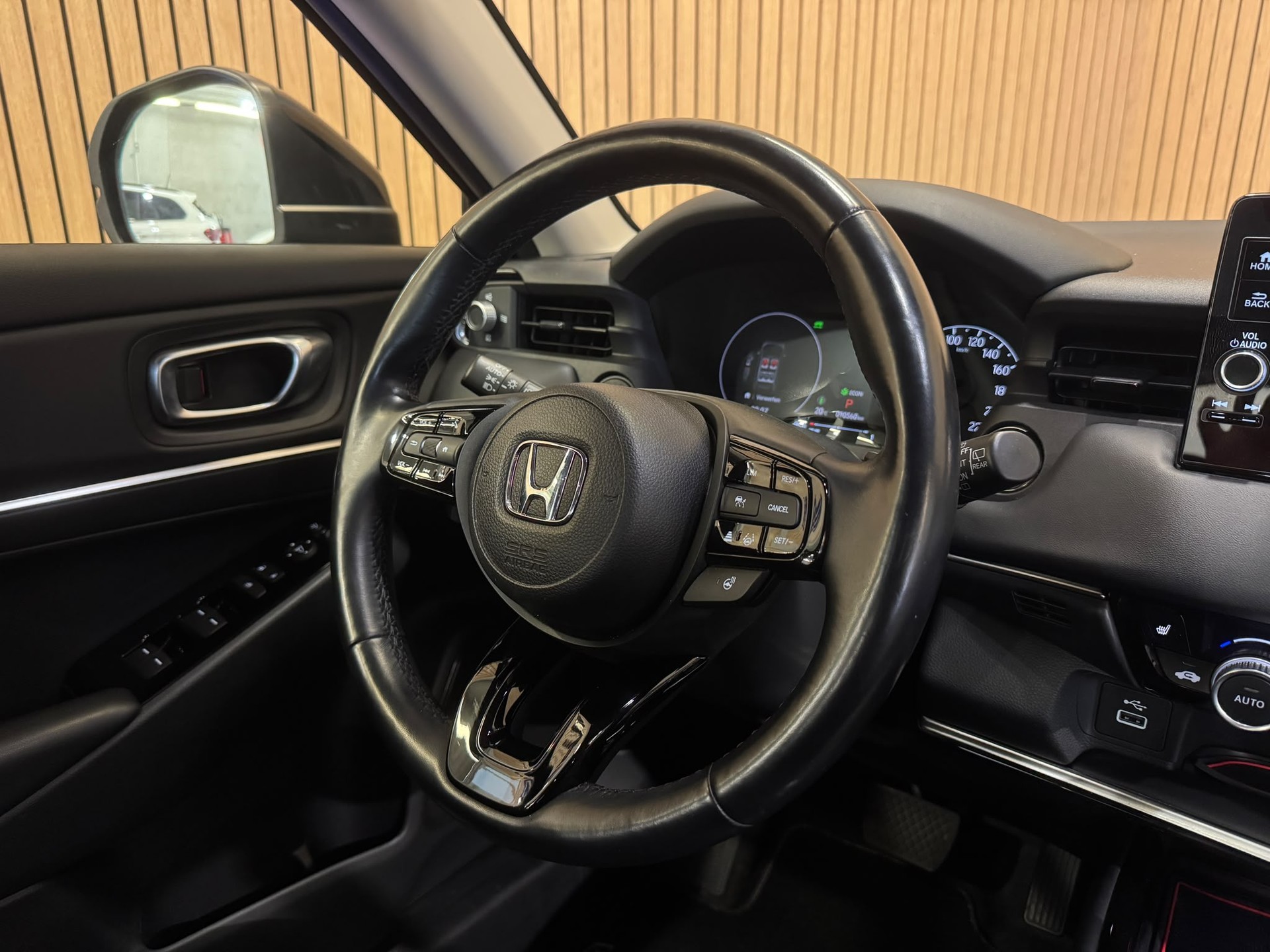 HONDA HR-V 1.5i-MMD Advance CVT-image-11