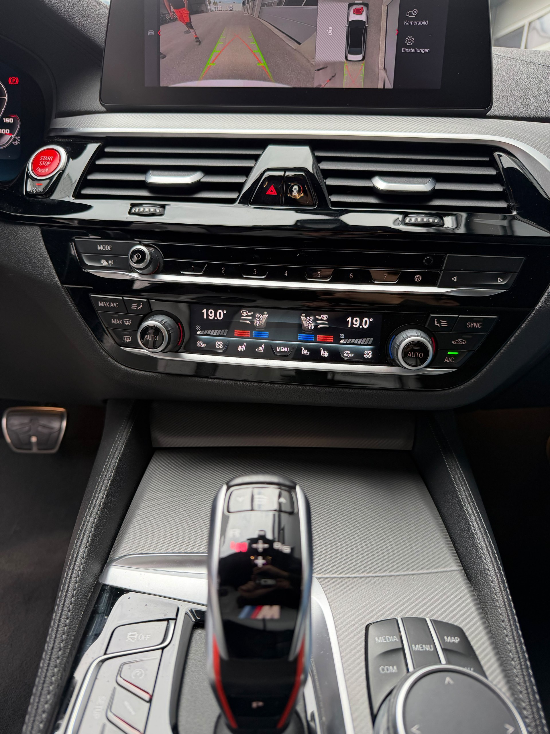 BMW M5 xDrive-image-8