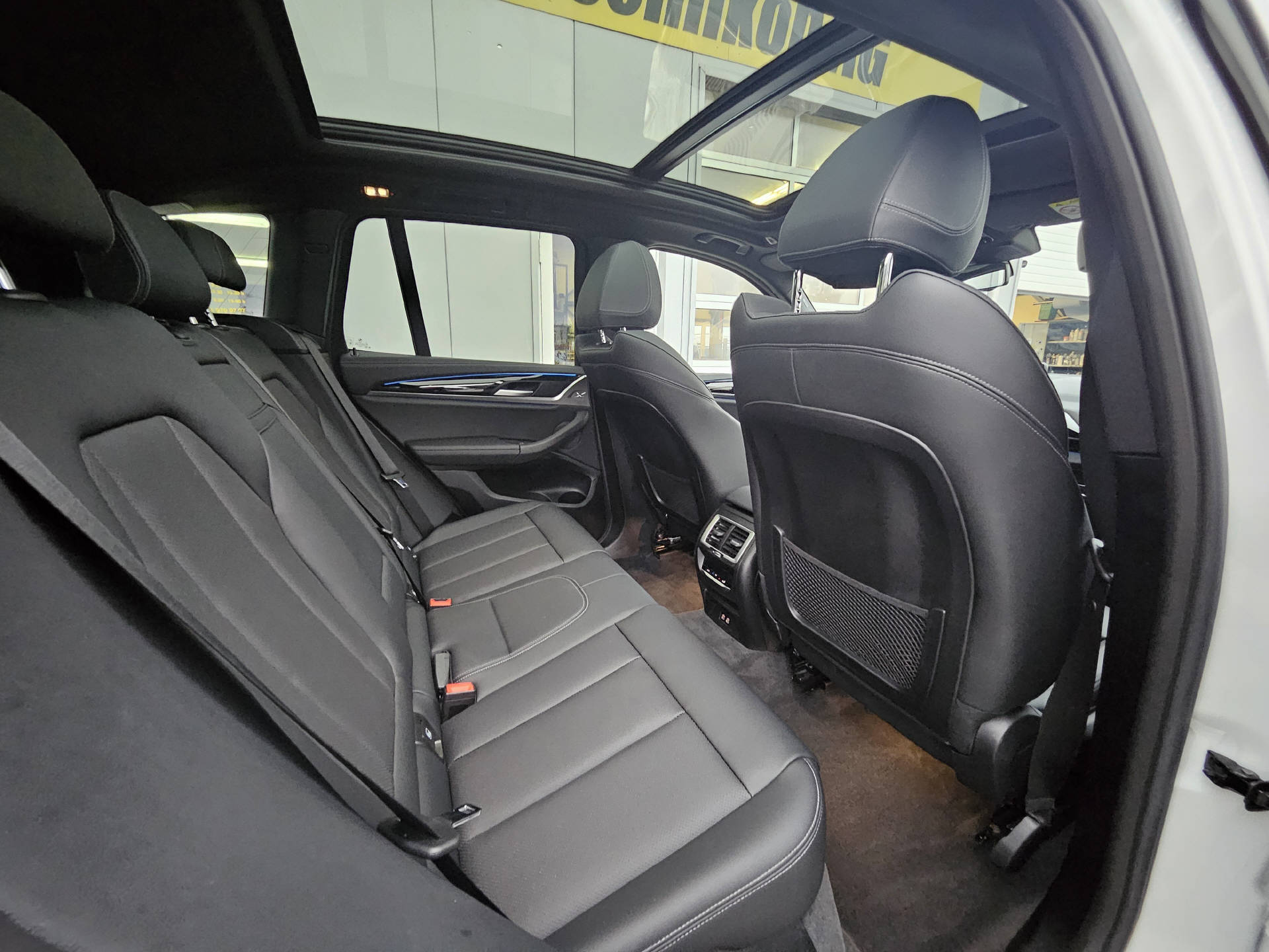 BMW iX3 E-Motor * M-Sportpaket * BMW Service Plus 10 Jahre/ 100'000 km * AHK *-image-19