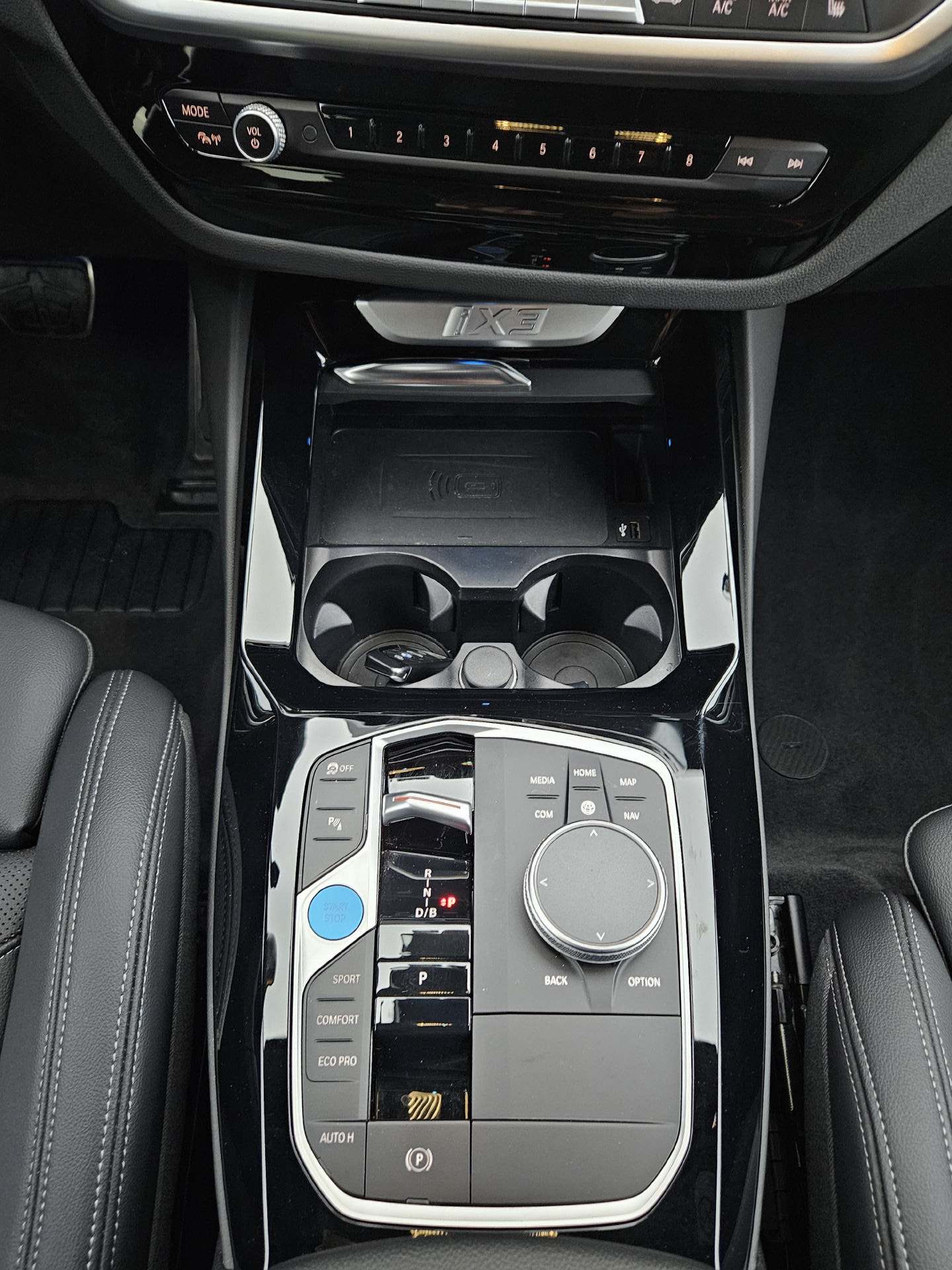BMW iX3 E-Motor * M-Sportpaket * BMW Service Plus 10 Jahre/ 100'000 km * AHK *-image-9