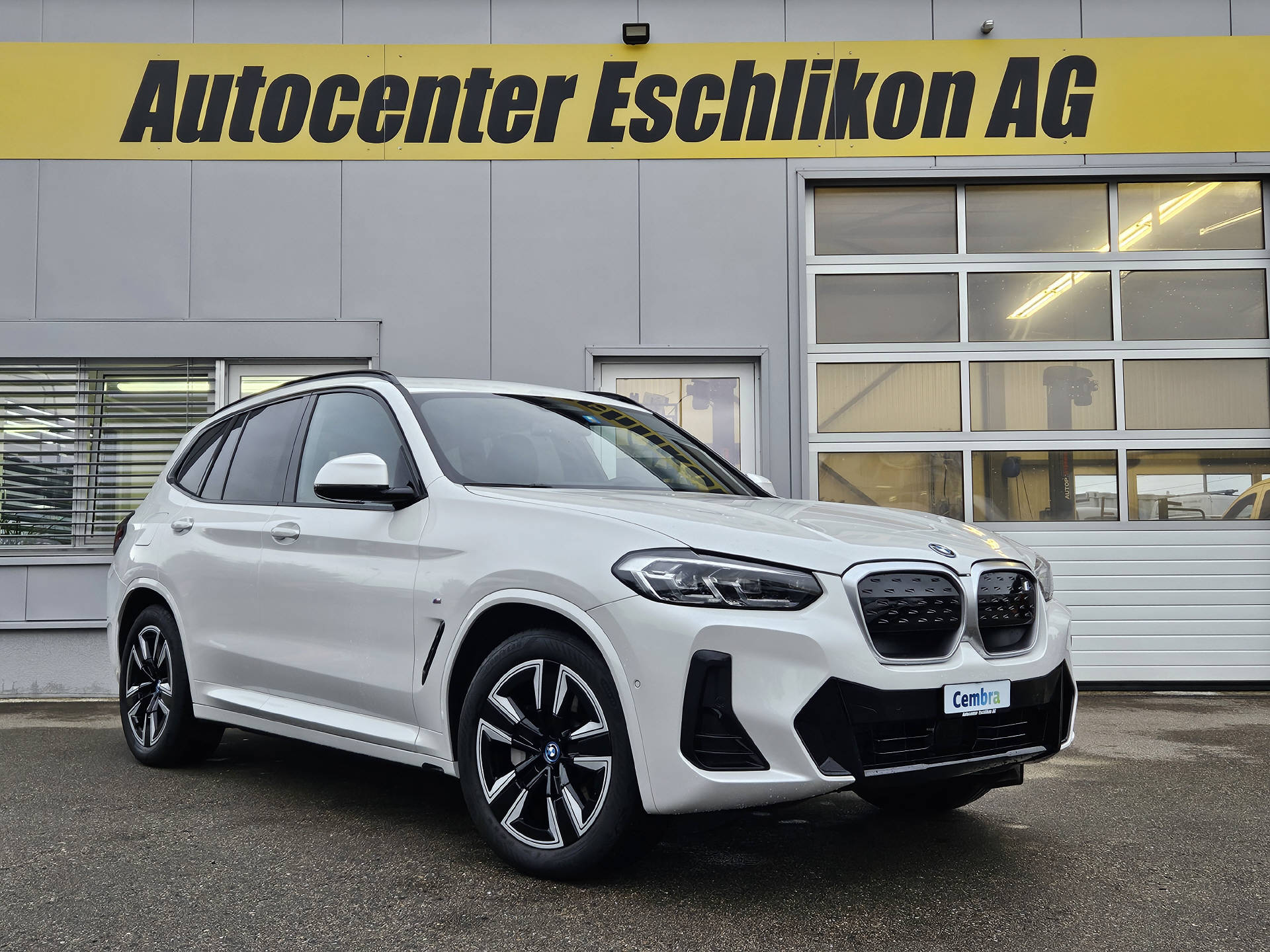 BMW iX3 E-Motor * M-Sportpaket * BMW Service Plus 10 Jahre/ 100'000 km * AHK *-image-2