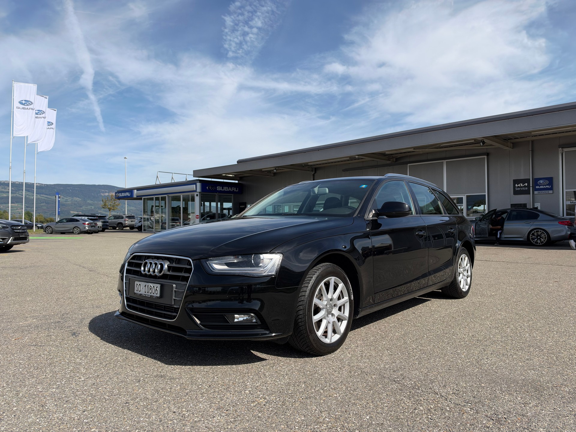 AUDI A4 Avant 2.0 TDI-image-0