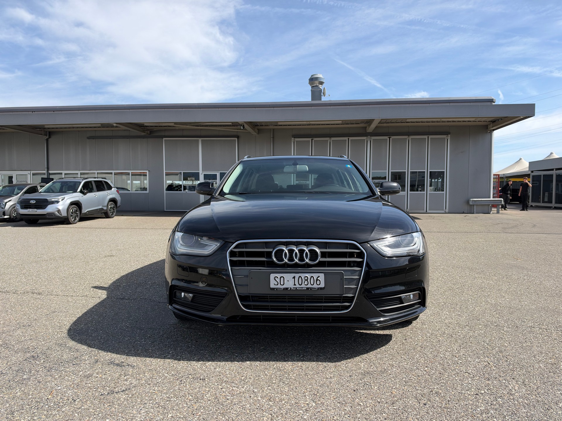 AUDI A4 Avant 2.0 TDI-image-1