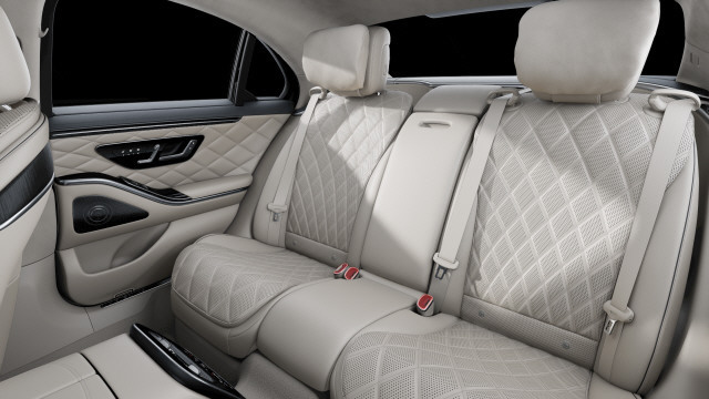 MERCEDES-BENZ S 450 d 4Matic 9G-Tronic-image-9