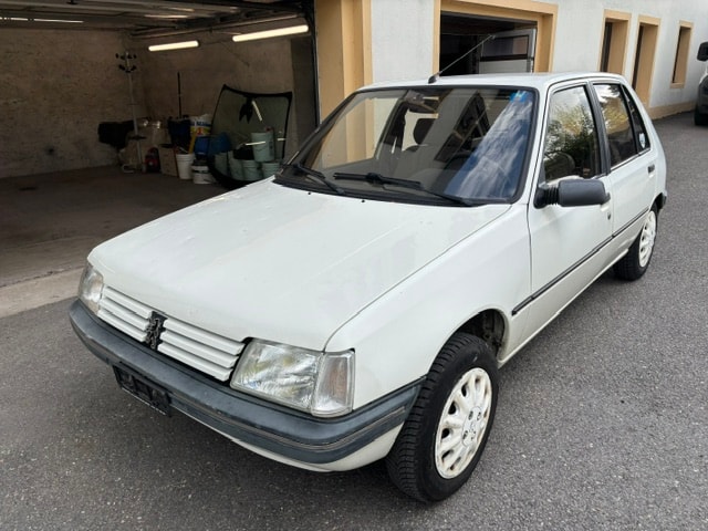 PEUGEOT 205 1.9 Automatic-image-0