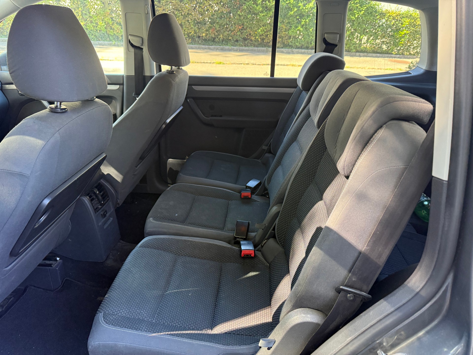 VW Touran 2.0 TDI Highline-image-7