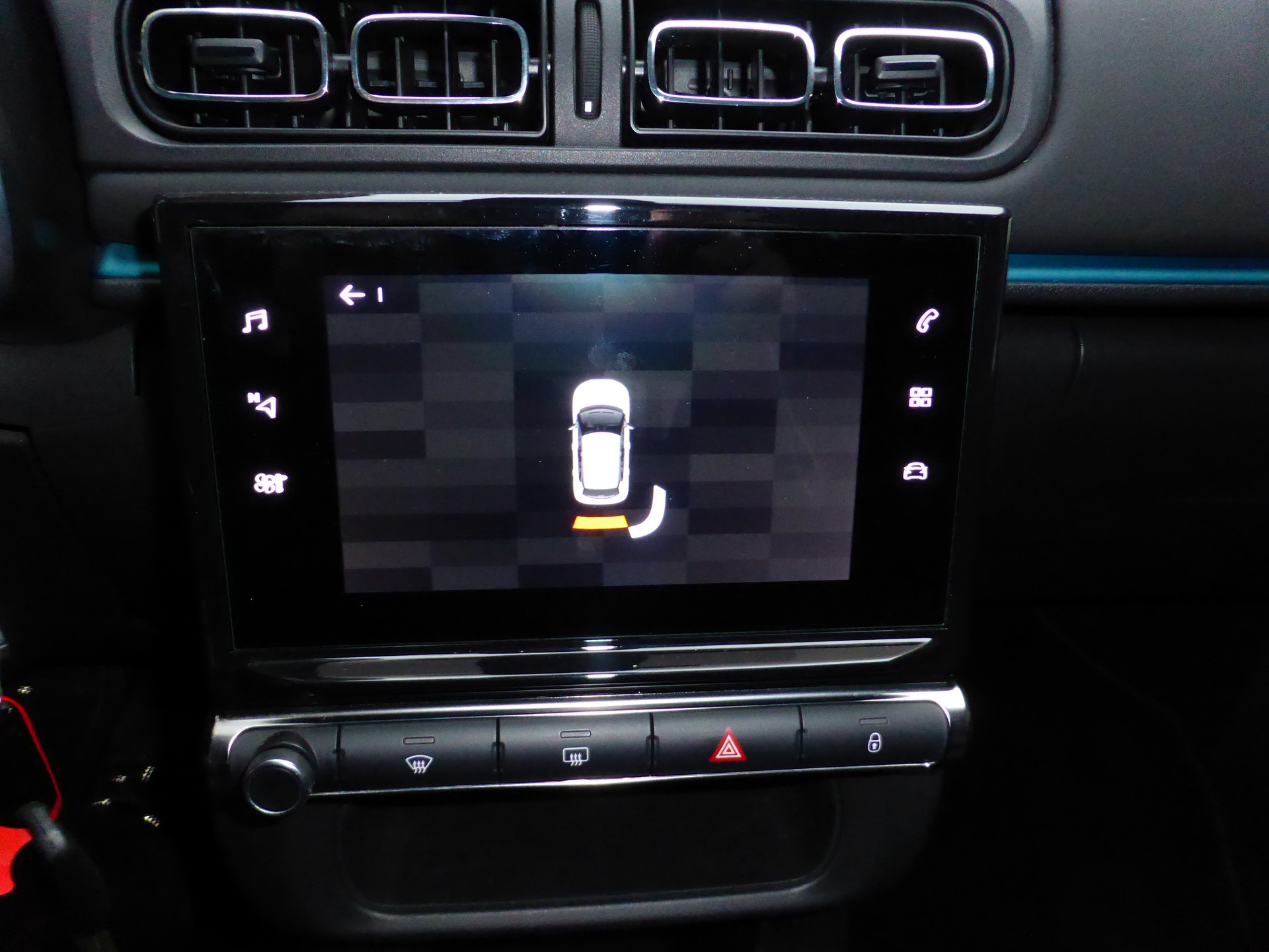 CITROEN C3 1.2i PureTech Swiss Edition-image-11