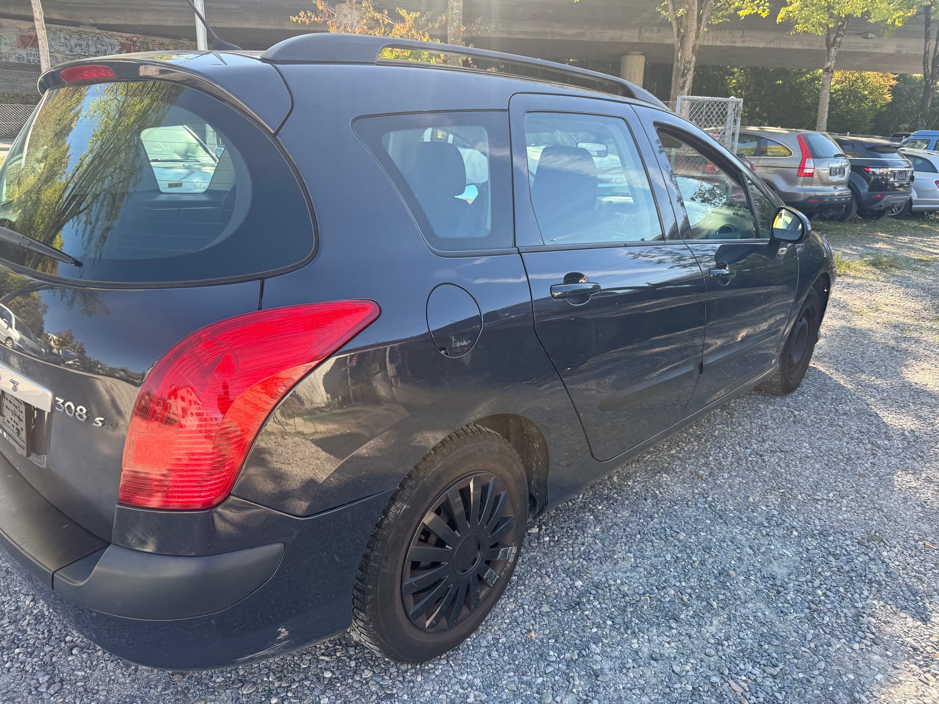 PEUGEOT 308 SW 1.6 HDI Trendy-image-3