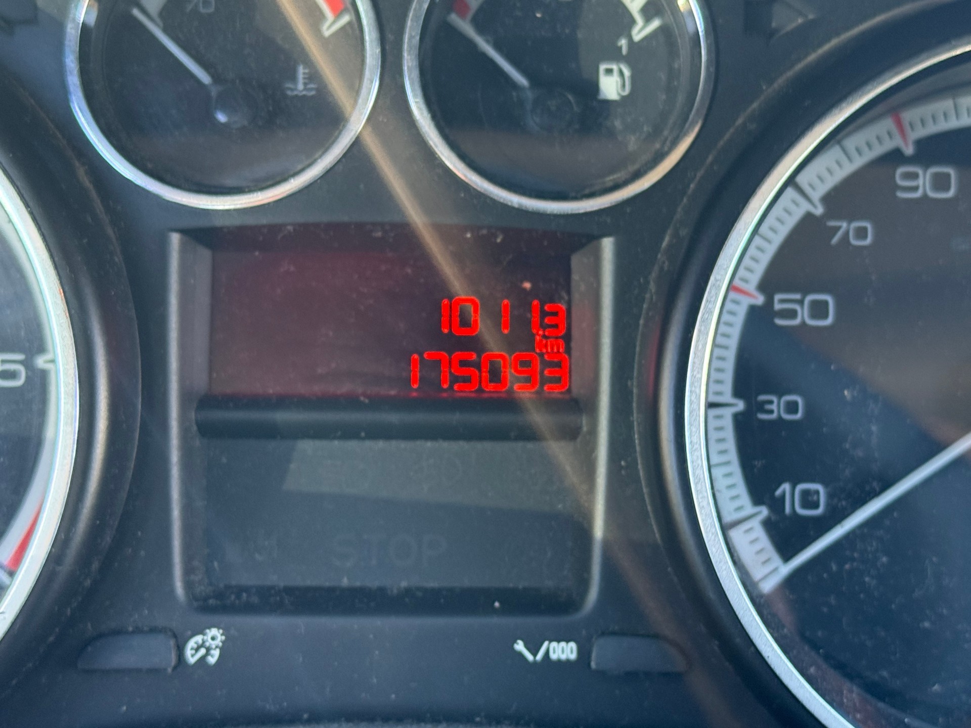 PEUGEOT 308 SW 1.6 HDI Trendy-image-7