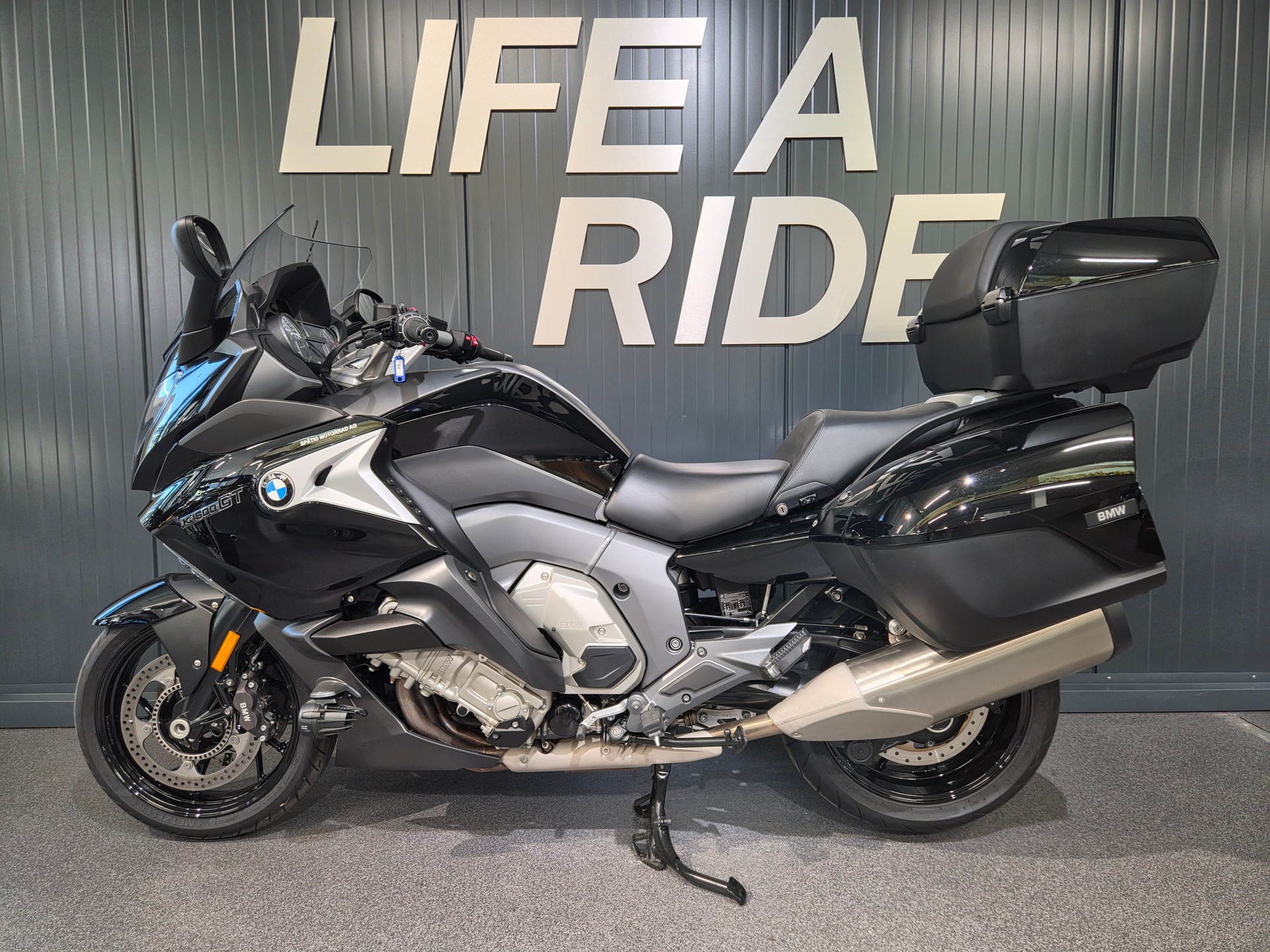 BMW K 1600 GT-showroom-element-2