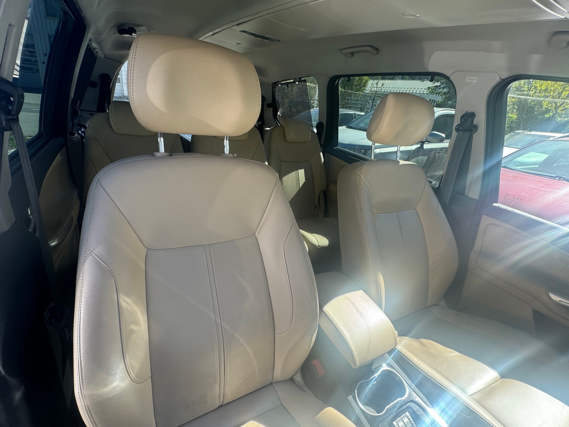 FORD Galaxy 2.0 SCTi Titanium PowerShift-image-5