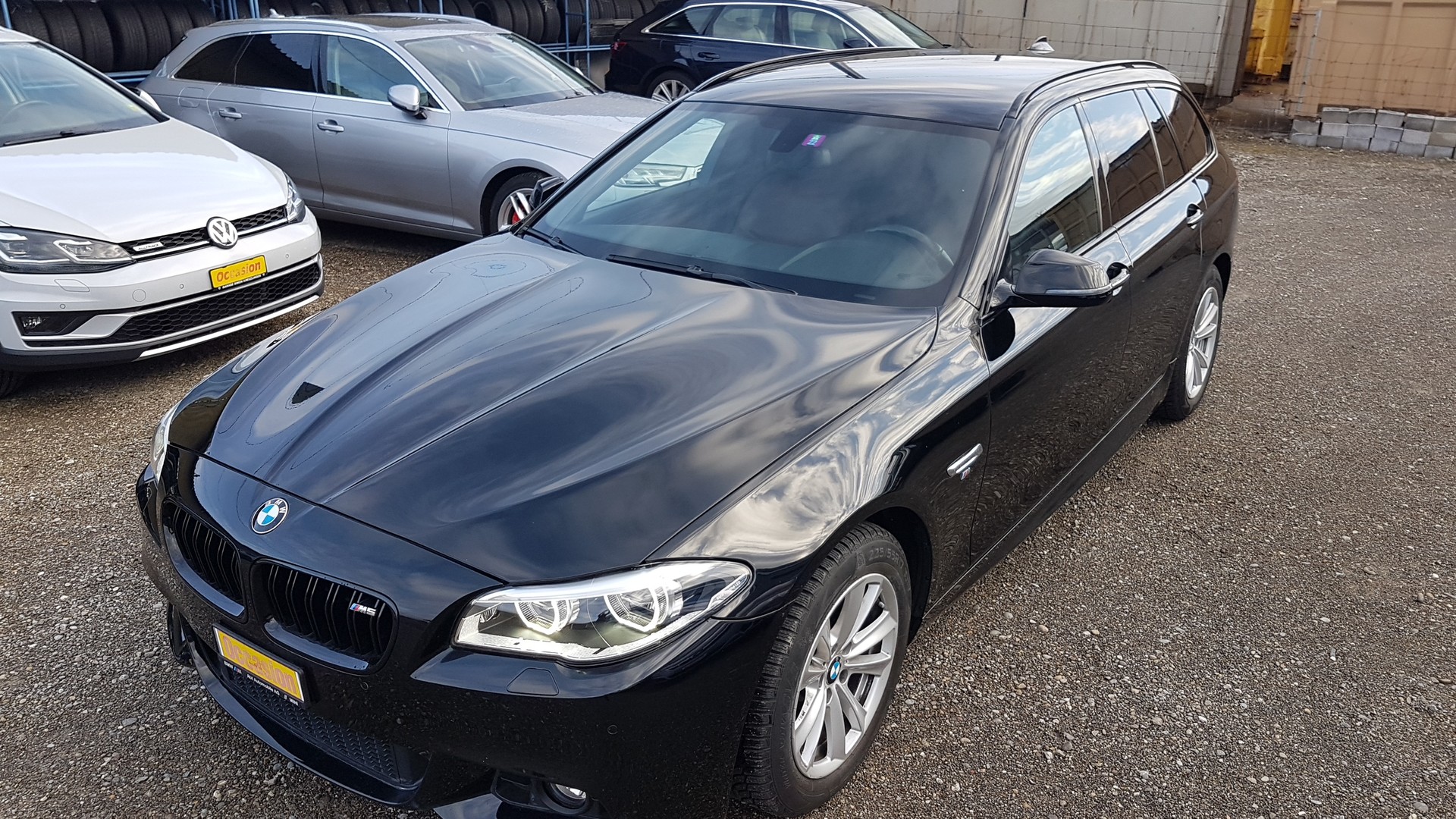BMW 520d Touring xDrive Luxury Line Steptronic-image-13