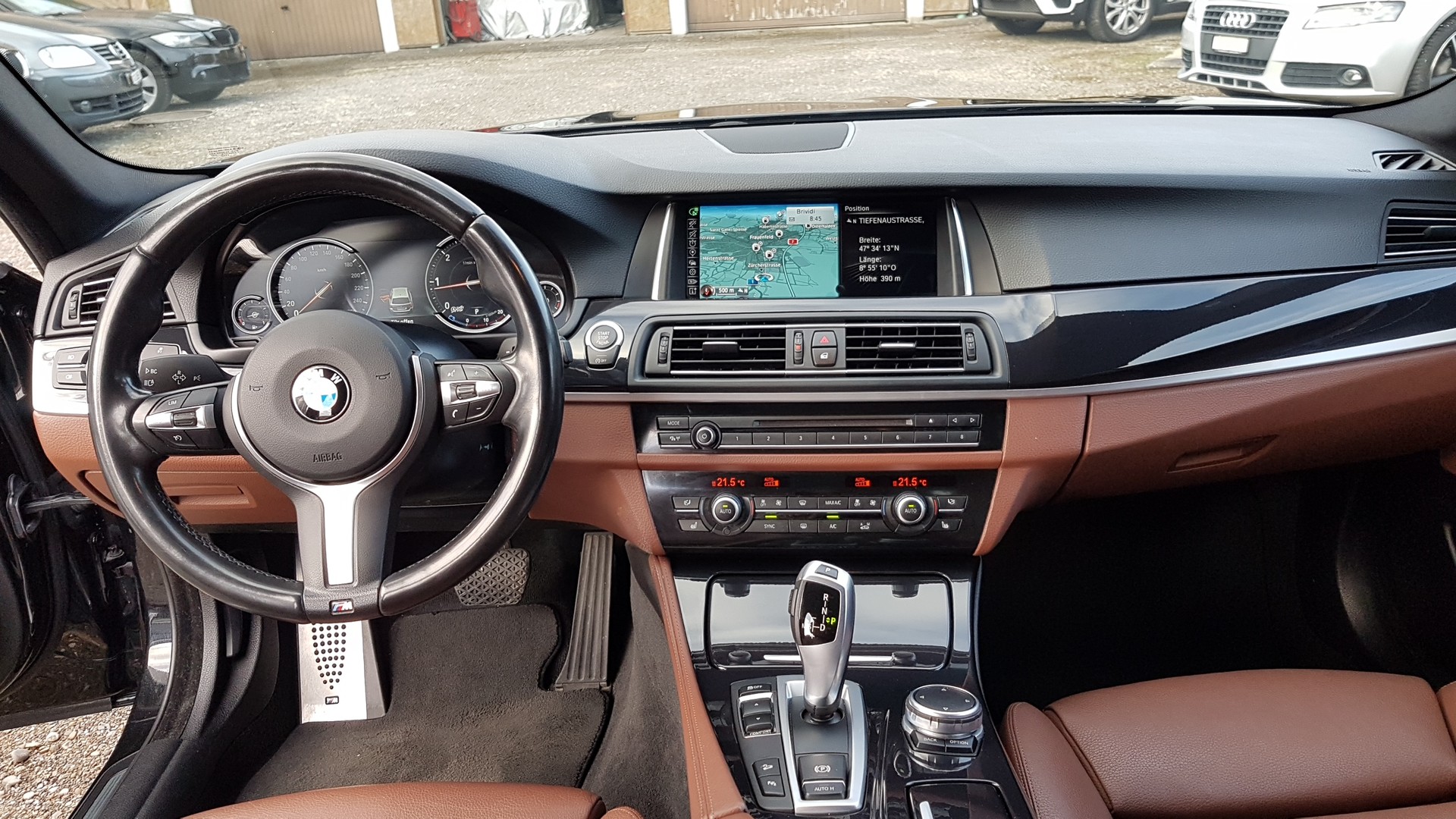 BMW 520d Touring xDrive Luxury Line Steptronic-image-3