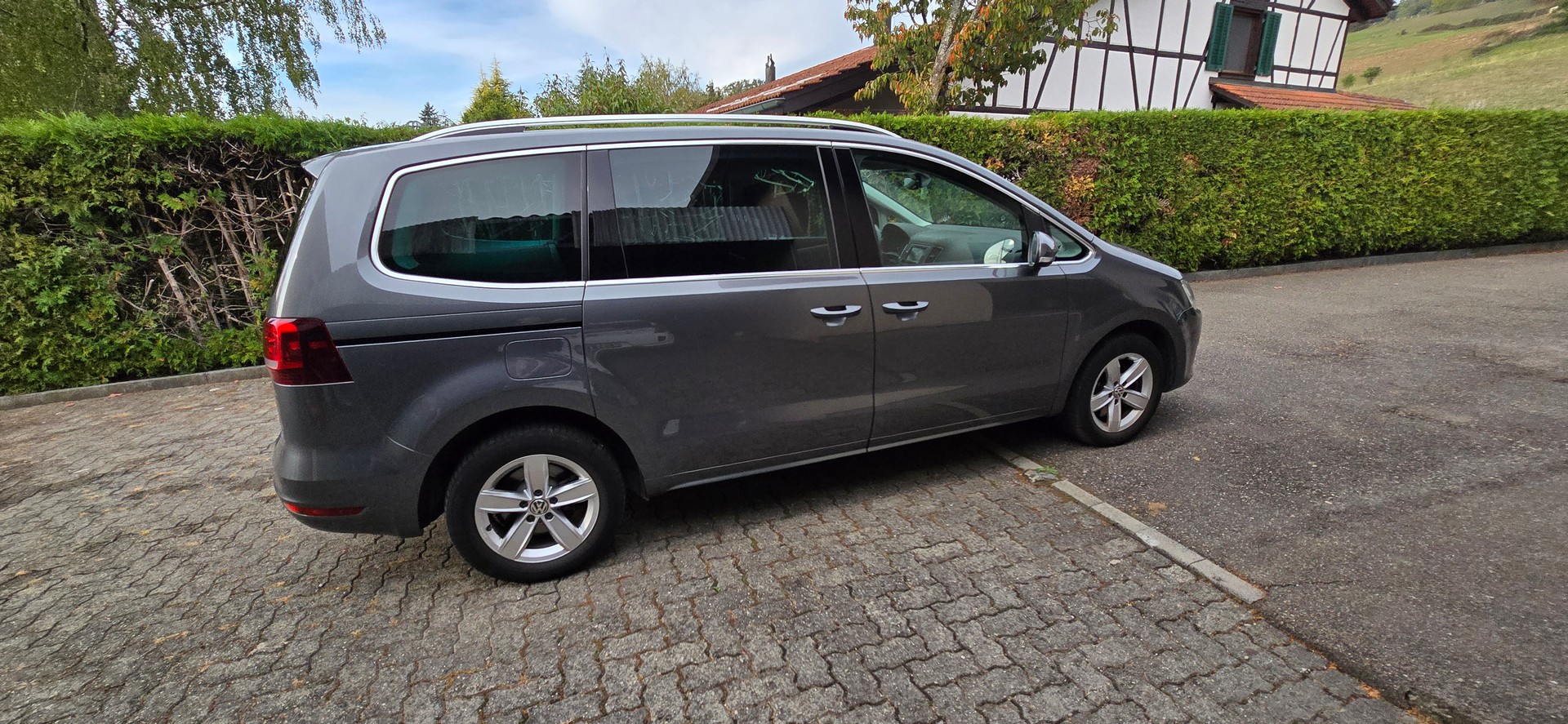 VW 2.0 TDI SCR Comfortline DSG 4m-image-1