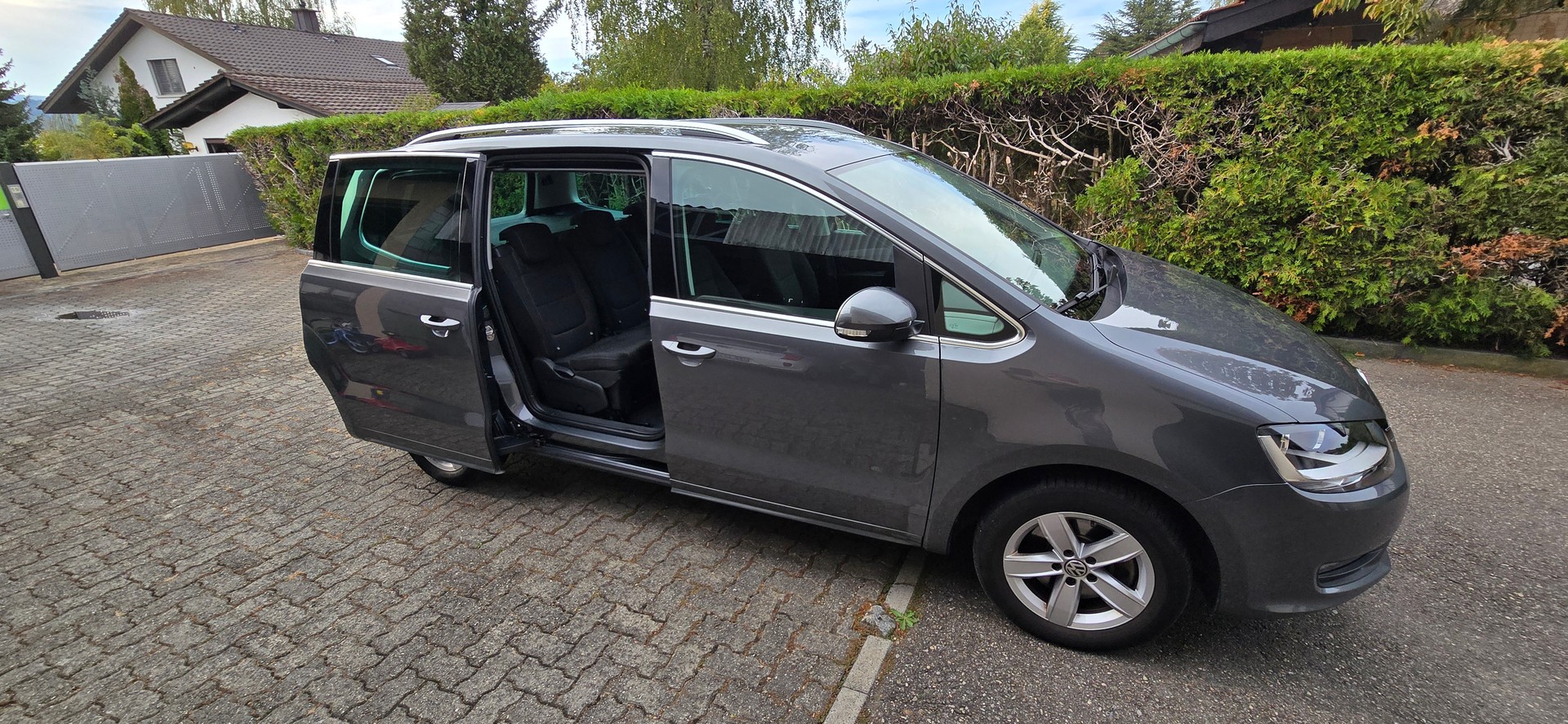 VW 2.0 TDI SCR Comfortline DSG 4m-image-0