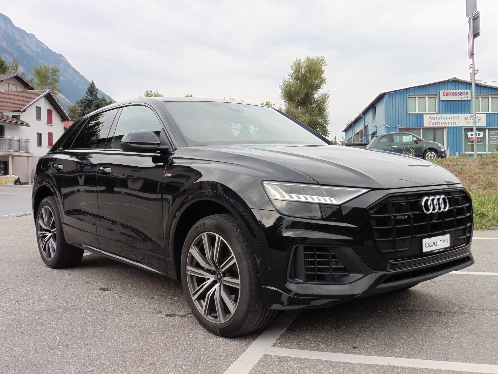 AUDI Q8 55 TFSI e quattro PHEV tiptronic-image-3