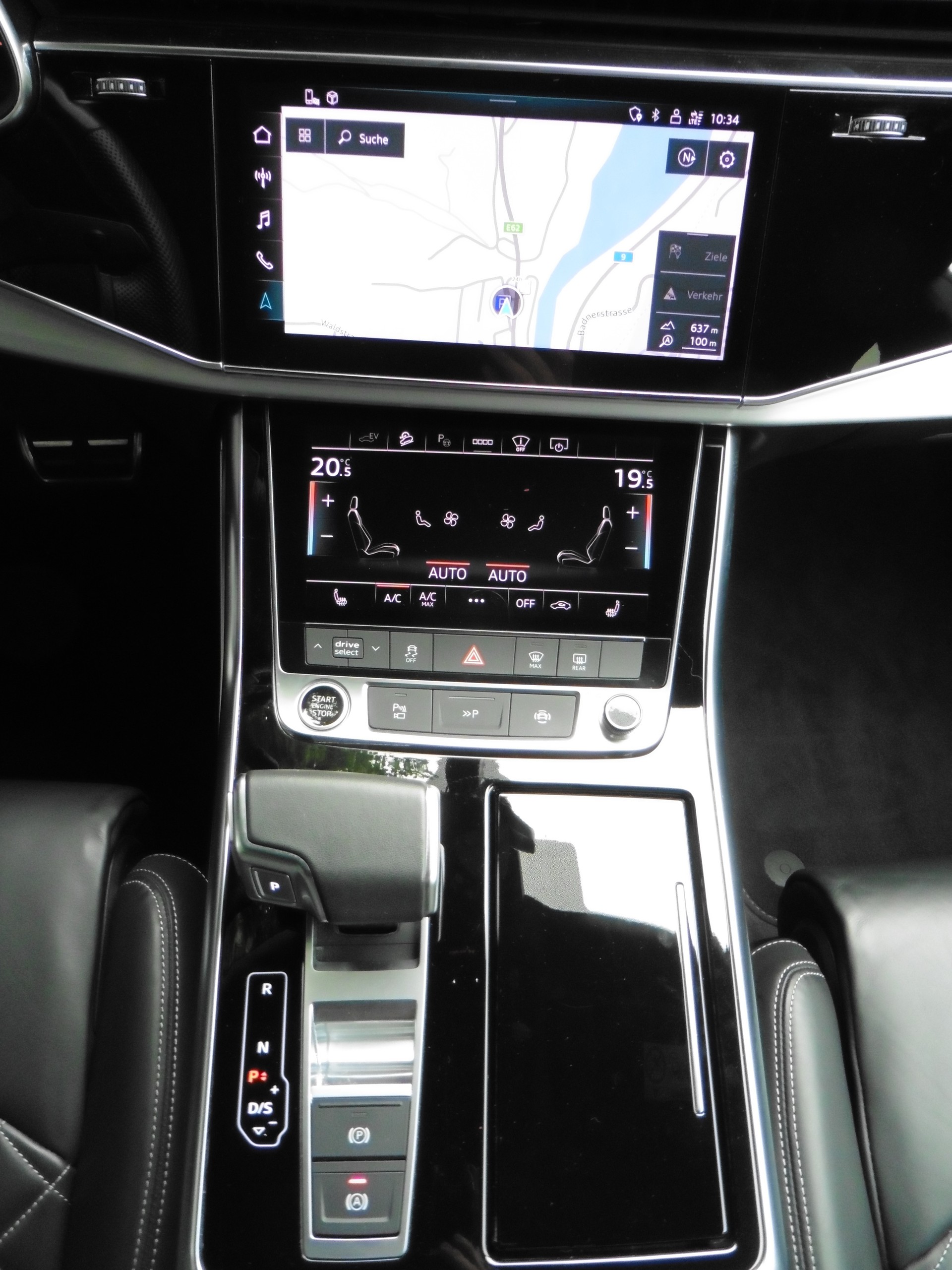 AUDI Q8 55 TFSI e quattro PHEV tiptronic-image-14
