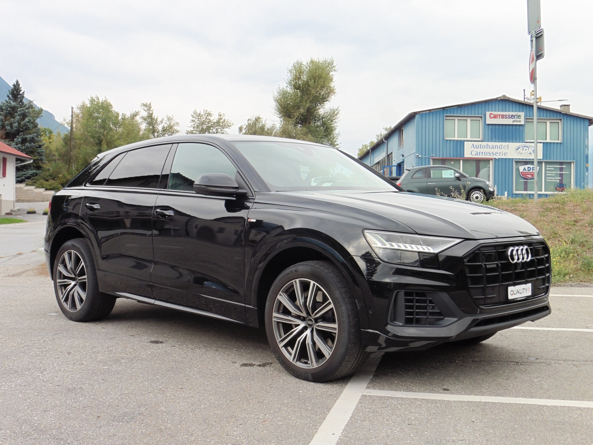 AUDI Q8 55 TFSI e quattro PHEV tiptronic-image-1