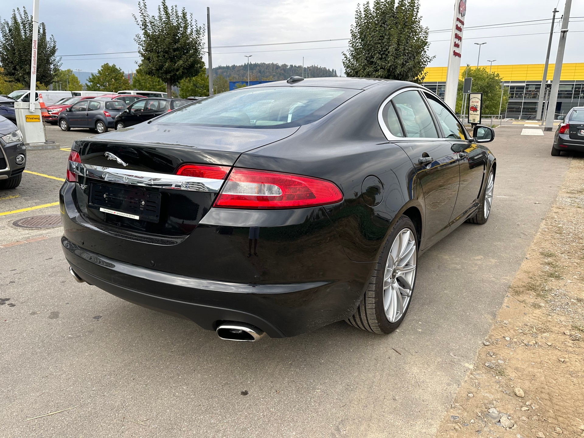 JAGUAR XF 3.0 V6 Greenwich Luxury-image-7
