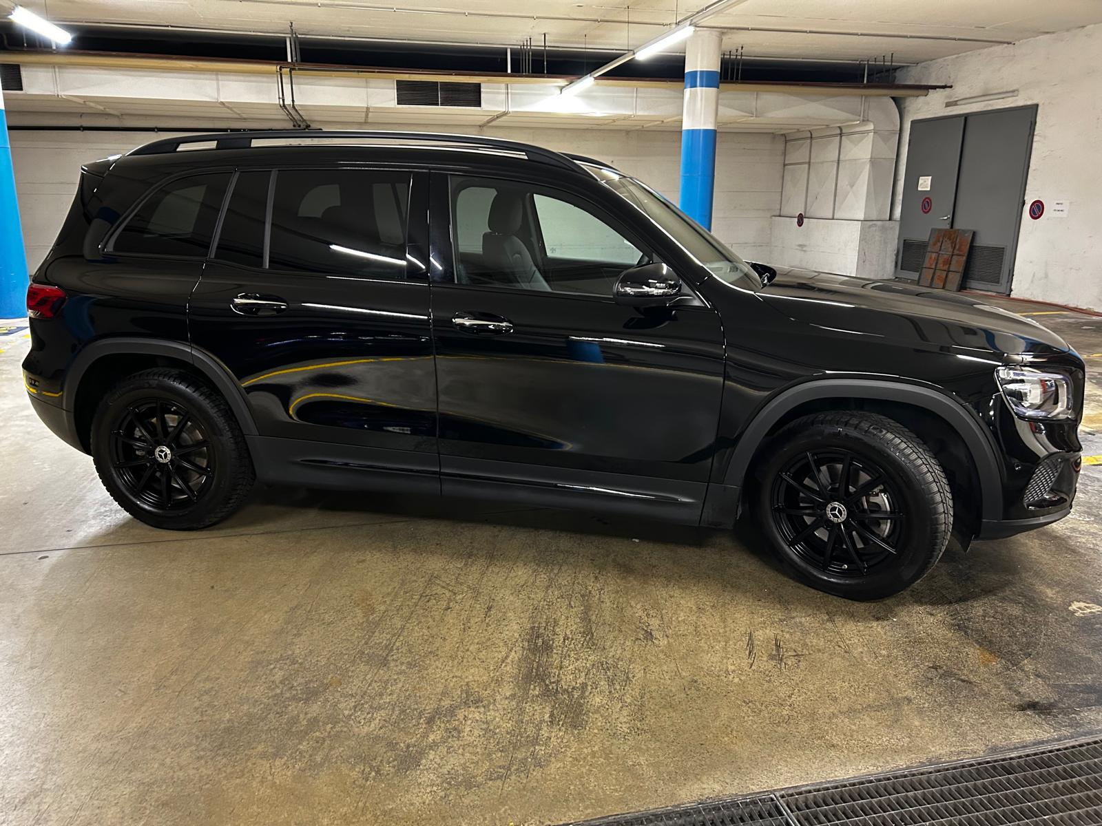 MERCEDES-BENZ GLB 250 Progressive 4matic-image-3