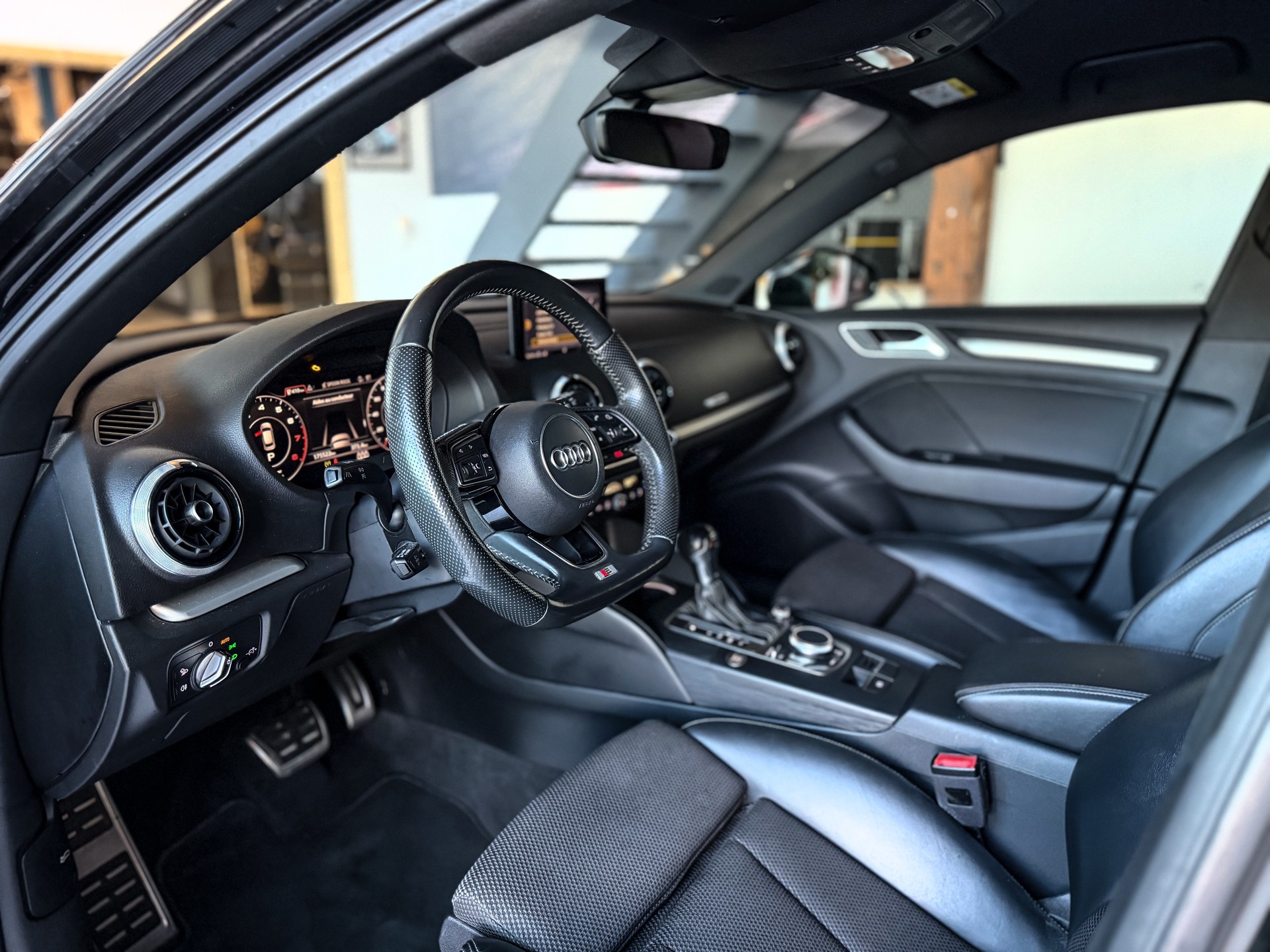 AUDI A3 Sportback 35 TFSI Sport S-tronic-image-7
