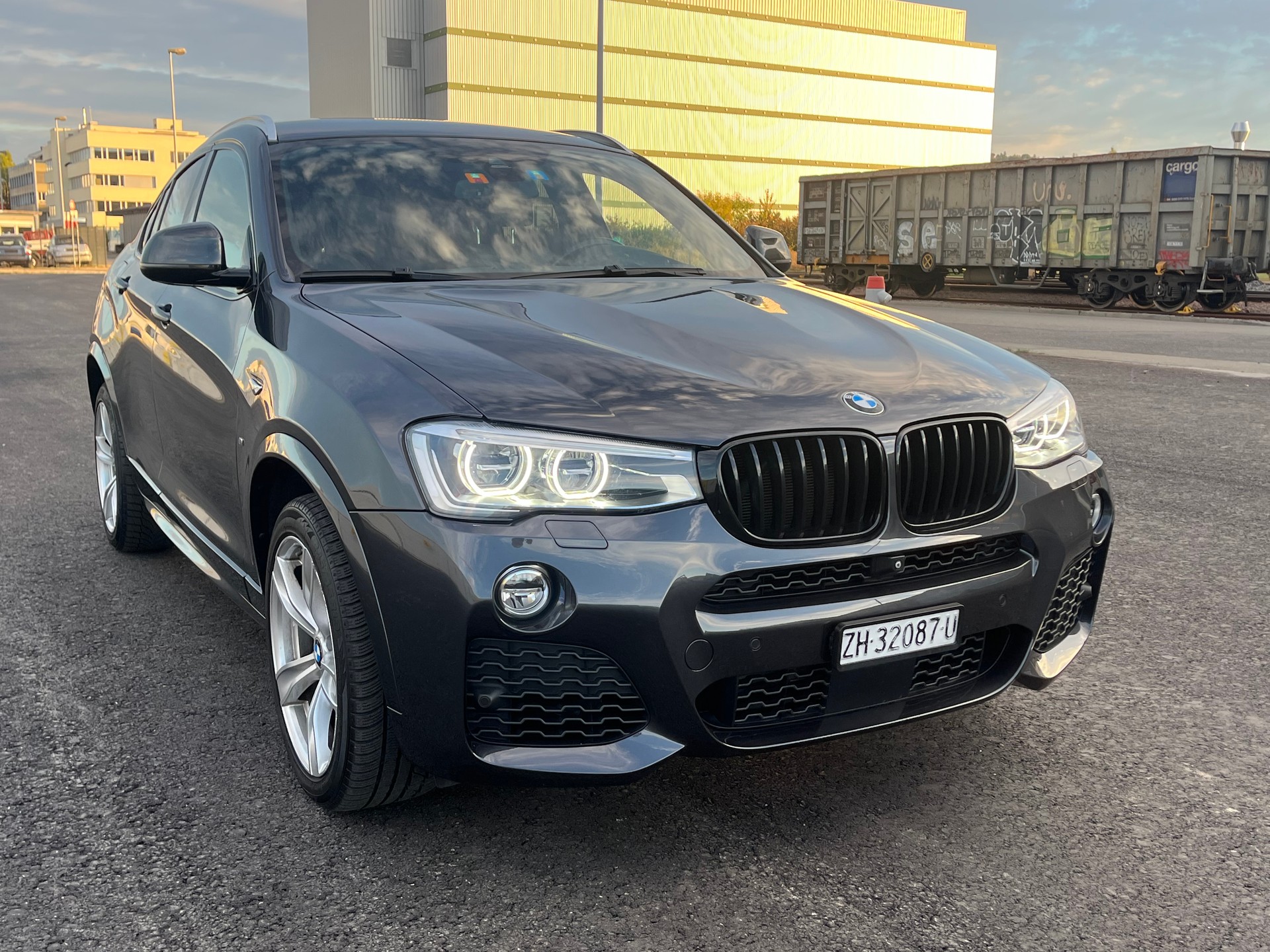 BMW X4 xDrive 35i xLine Steptronic-image-3