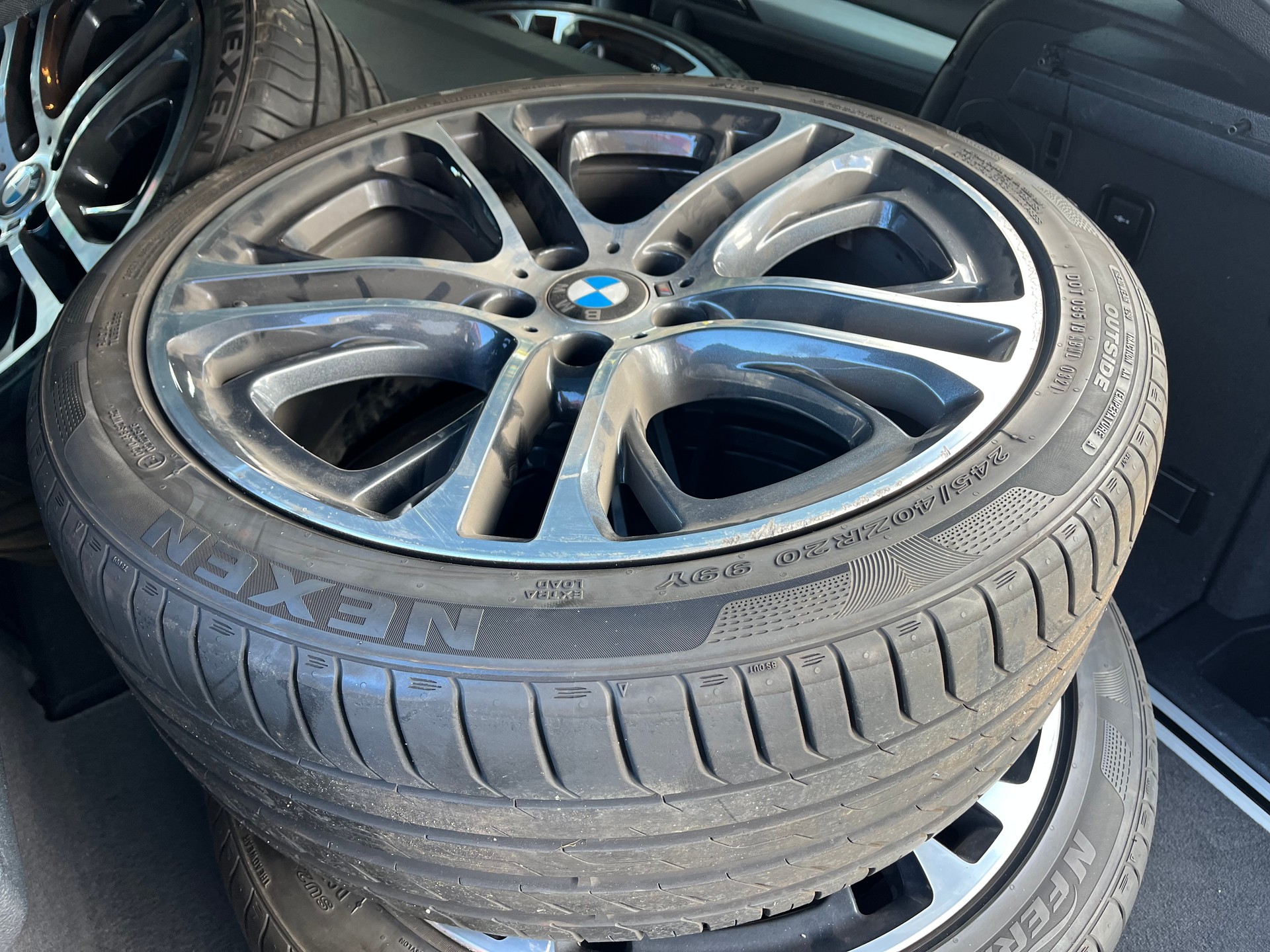 BMW X4 xDrive 35i xLine Steptronic-image-15