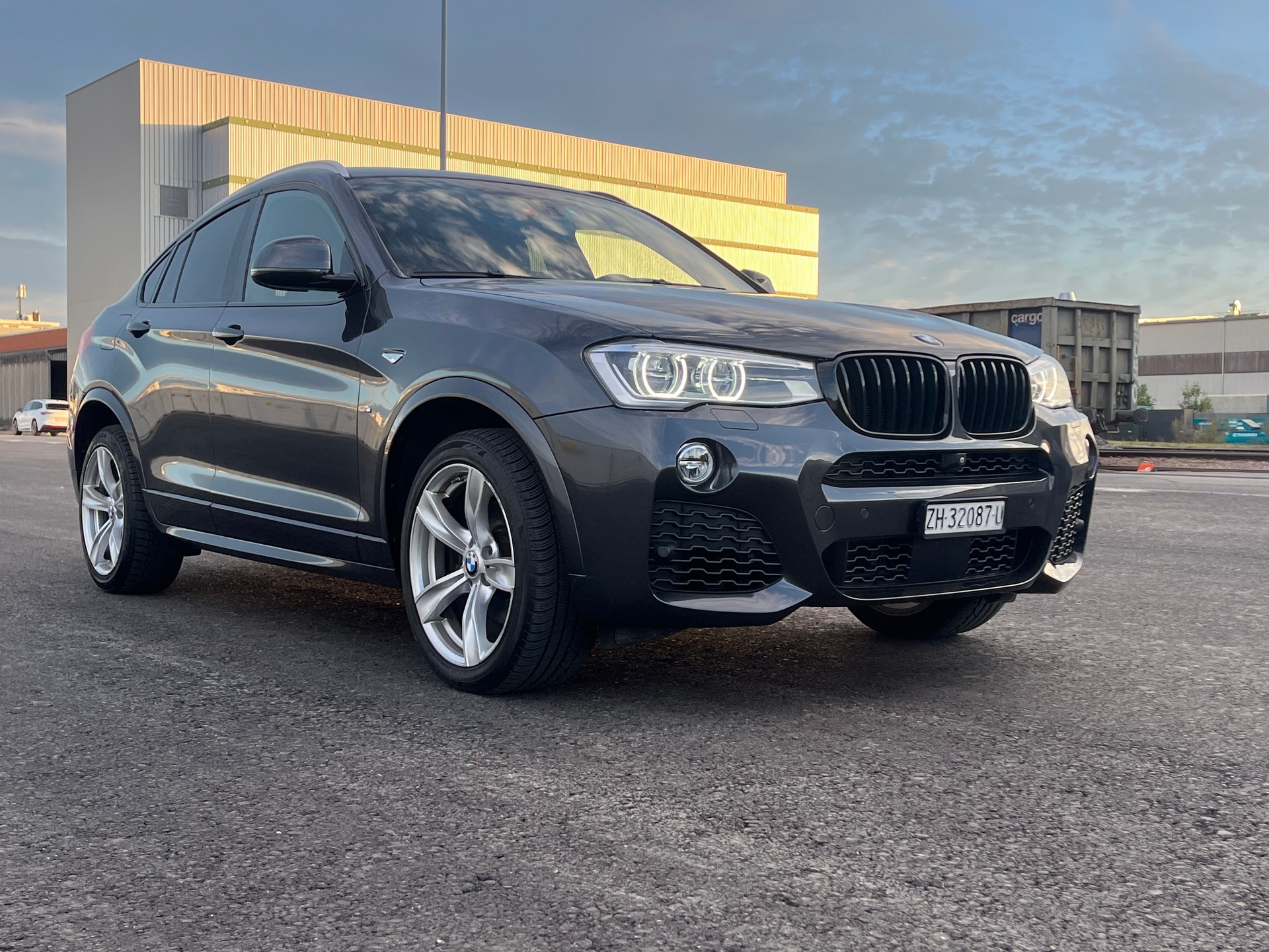 BMW X4 xDrive 35i xLine Steptronic-image-2