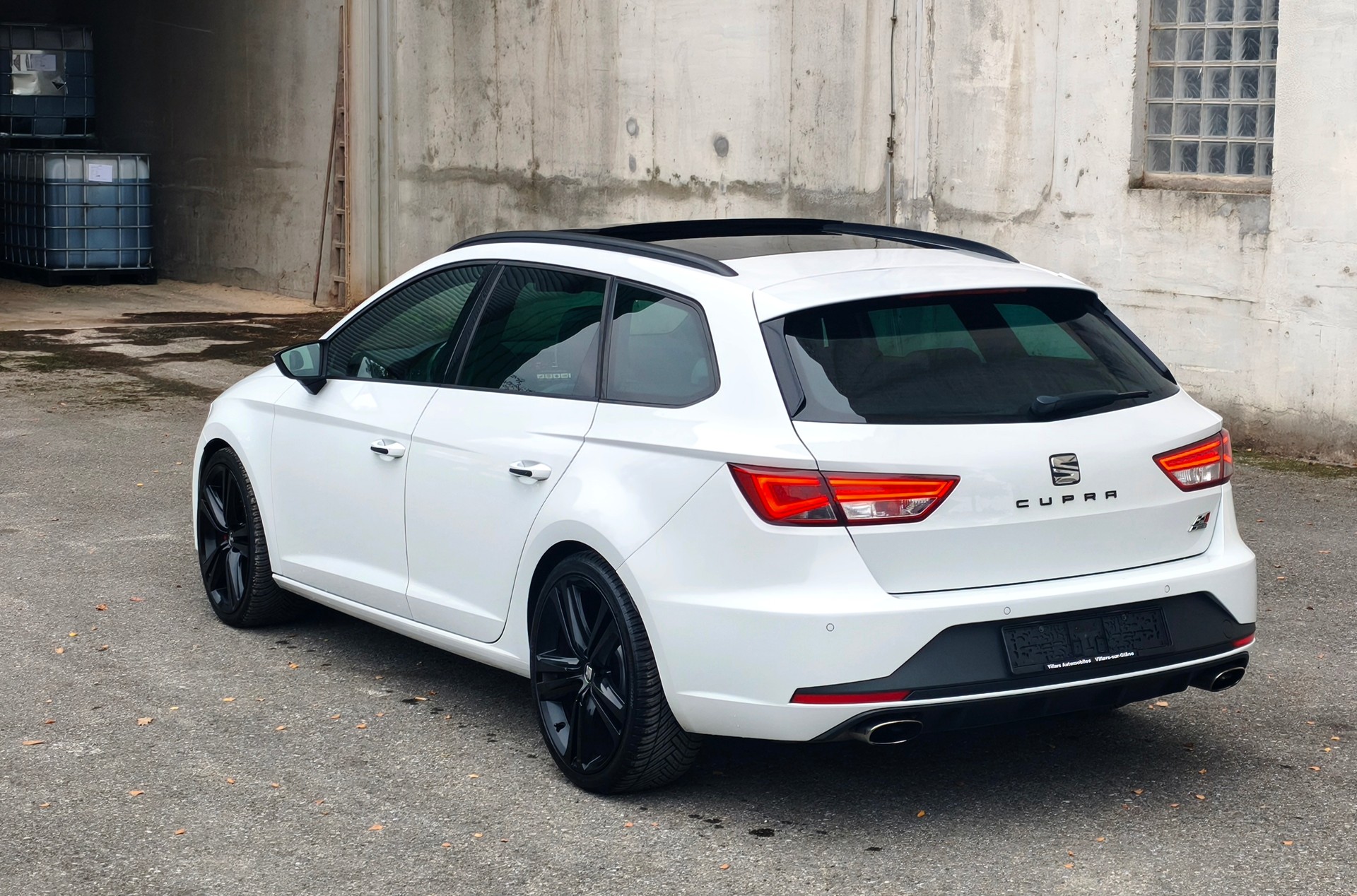 SEAT Leon ST 2.0 TSI Cupra 280 DSG-image-3