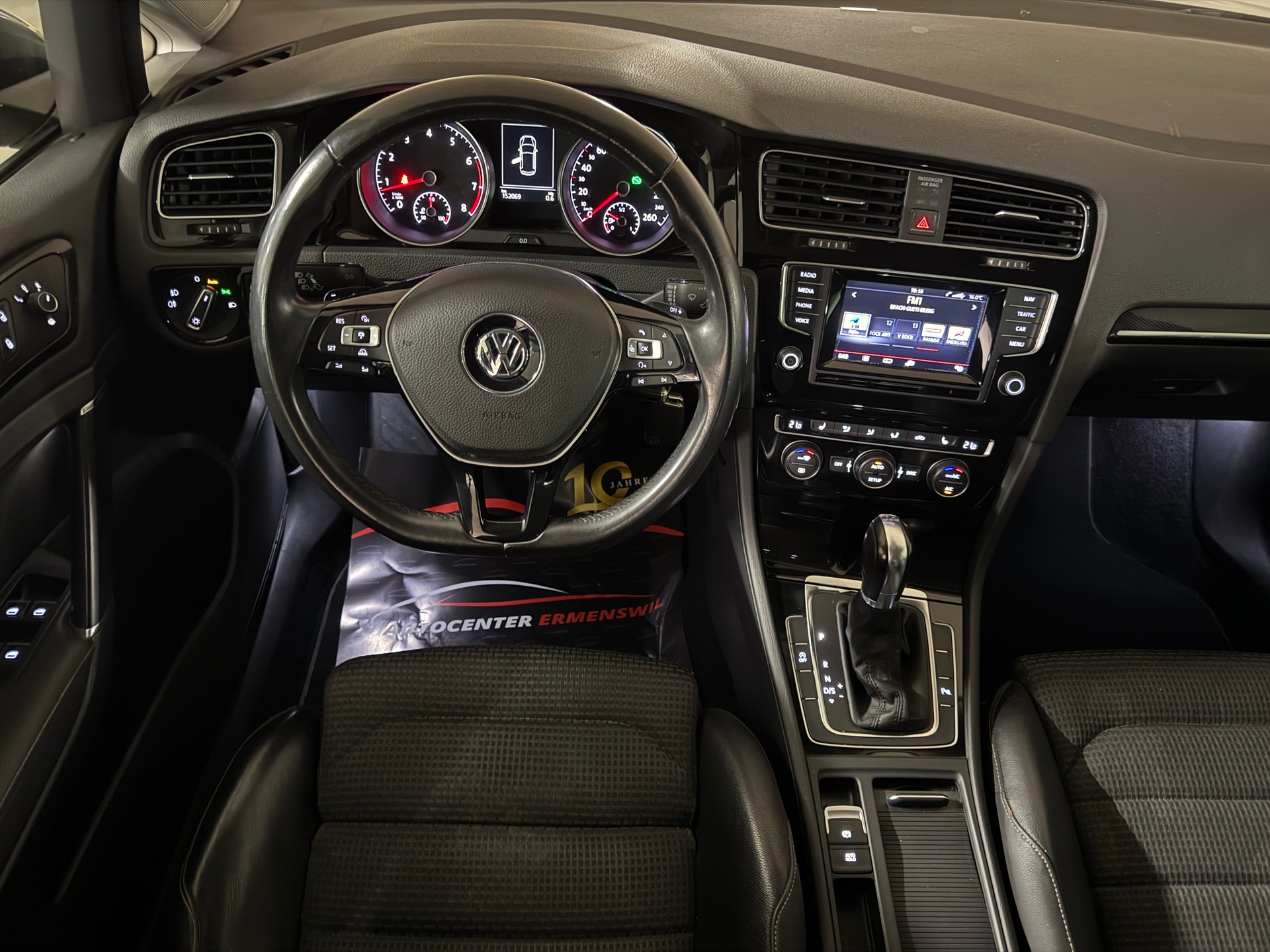 VW Golf 1.4 TSI Highline DSG 1-Hand-image-10