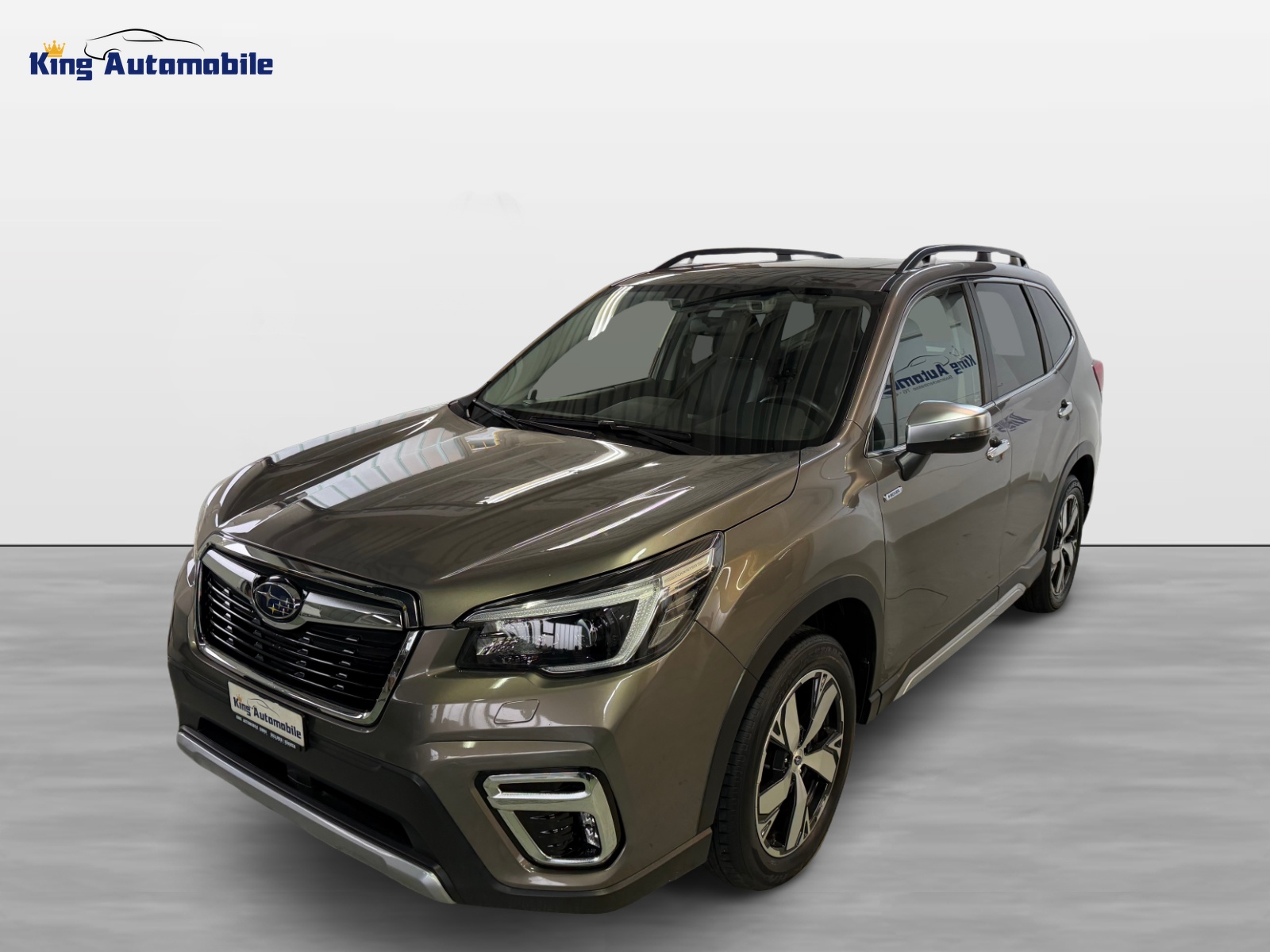 SUBARU Forester 2.0i e-Boxer Luxury Lineartronic | CH-Auto | Frisch MFK | AHK 1870kg. | Eyesight Fahrassistenzsystem-showroom-element-1